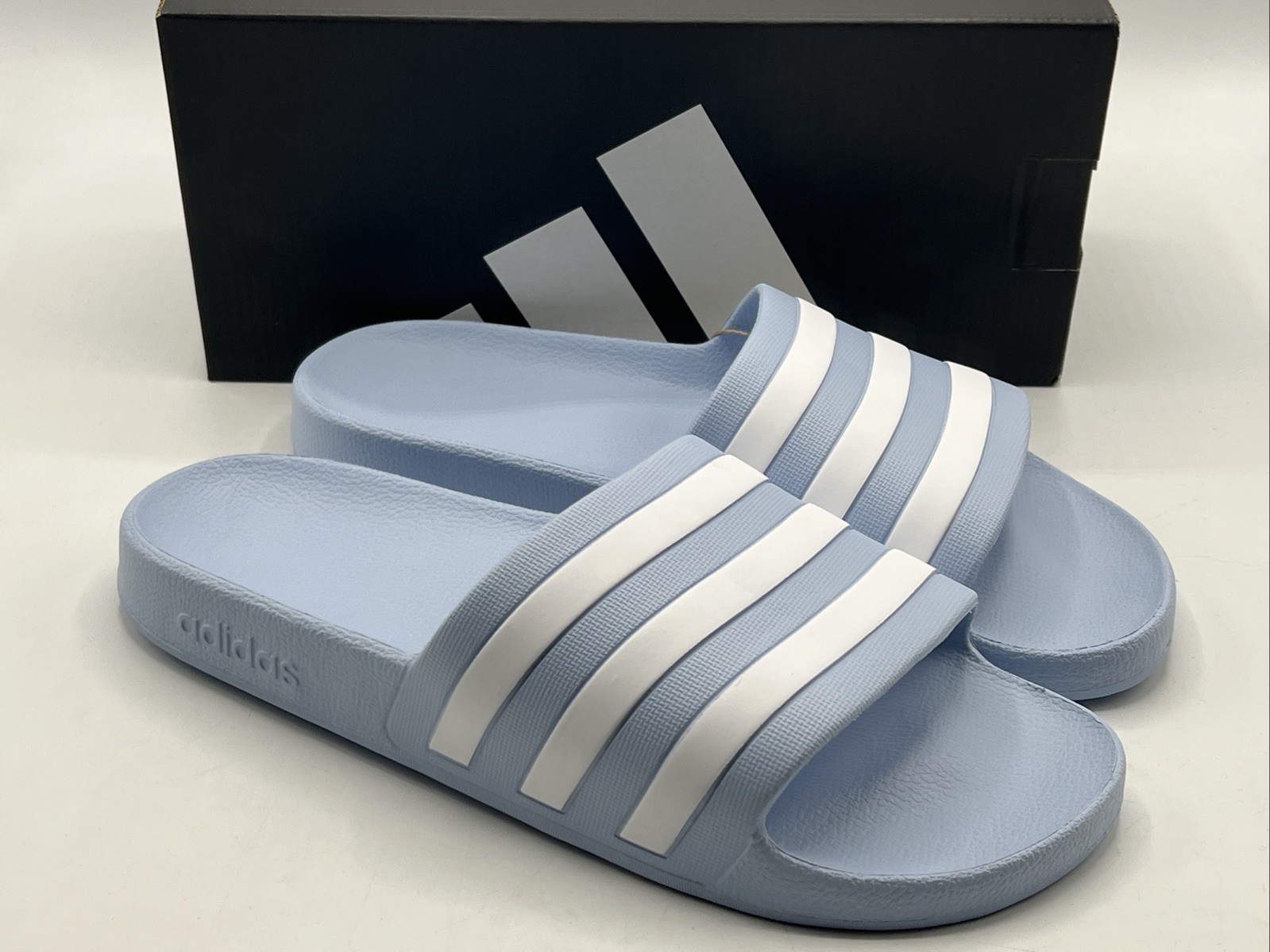 Adidas Adilette Men's Size 10 Shower Slides Aqua Blue Slides (JI2223) New!