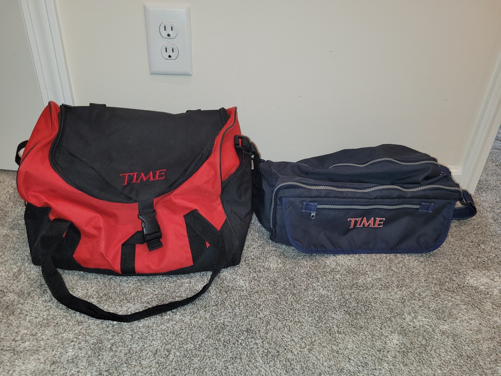 2 Vintage Time Magazine Duffel Travel Gym Bags Lot