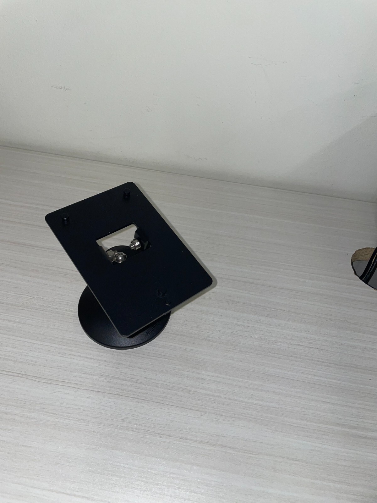 Pax Q30 Stand - Tilts/Swivels - Countertop