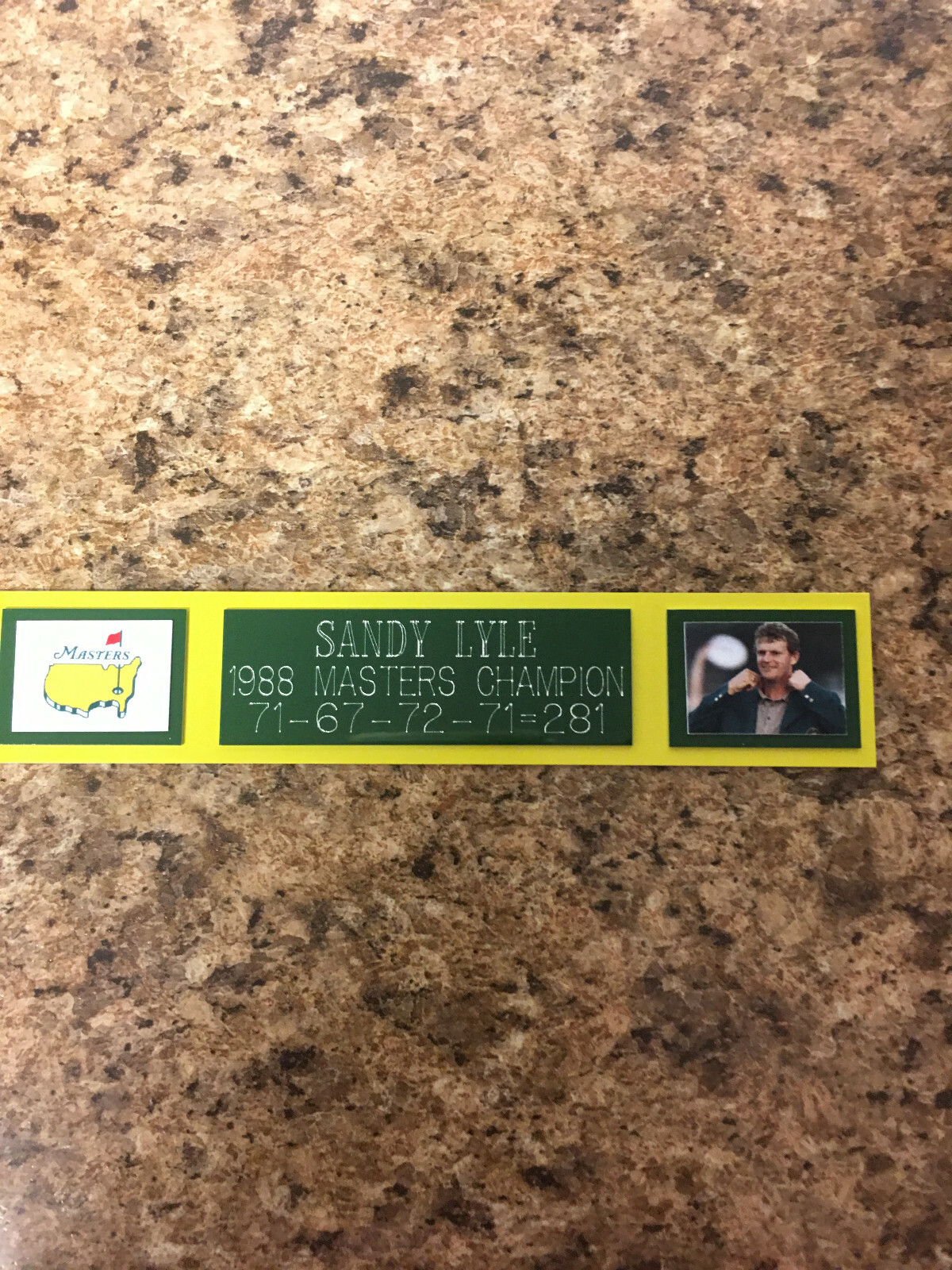 SANDY LYLE (MASTERS CHAMP) NAMEPLATE FOR SIGNED BALL DISPLAY/PHOTO DISPLAY