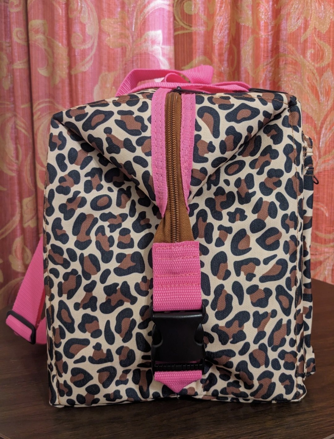 Buc-ee's Leopard Pink 24-Can Cooler Bag 600D Polyester Welded Liner Bucees