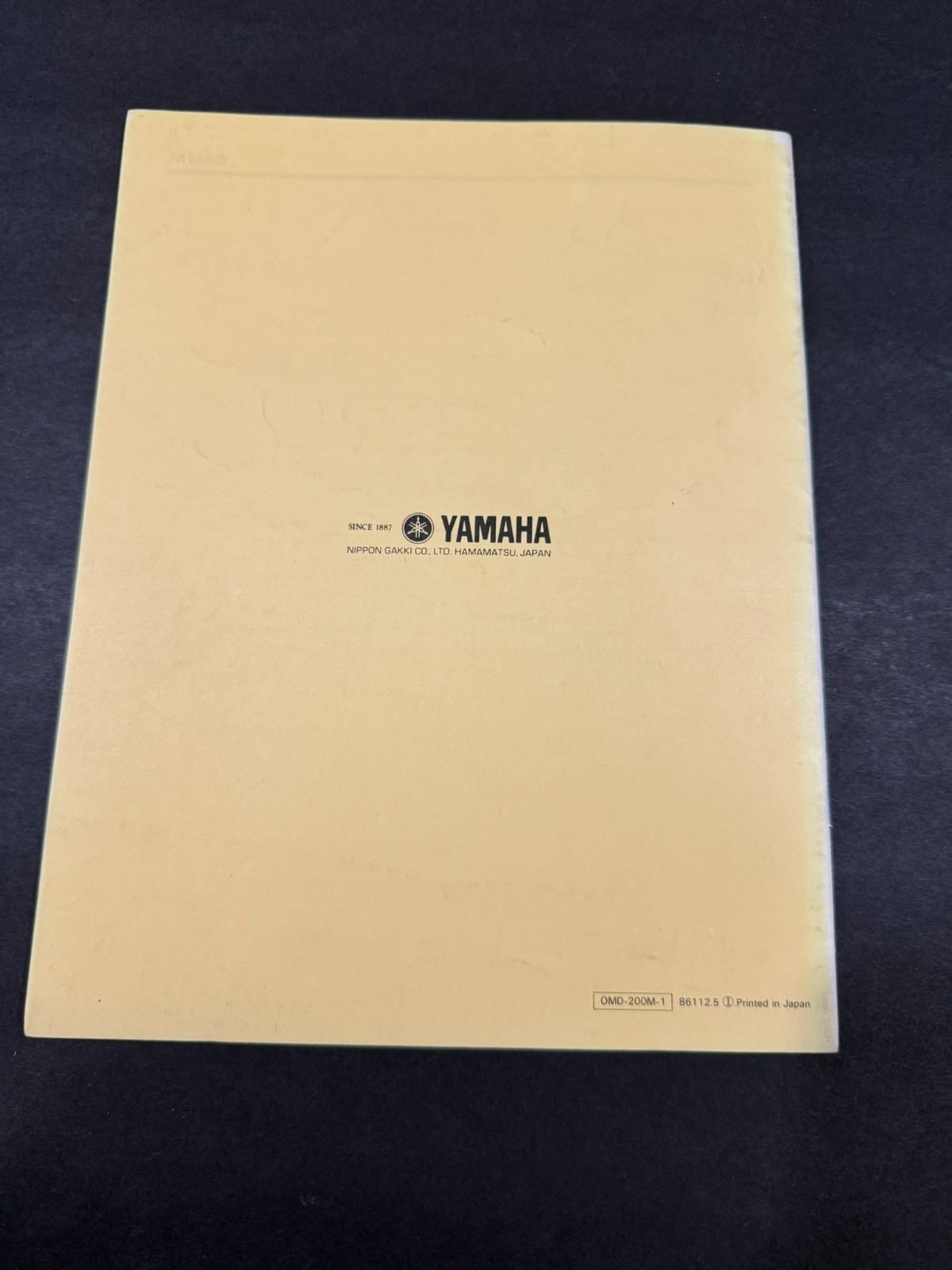 Yamaha KM602 Compact Mixer Operating Manual