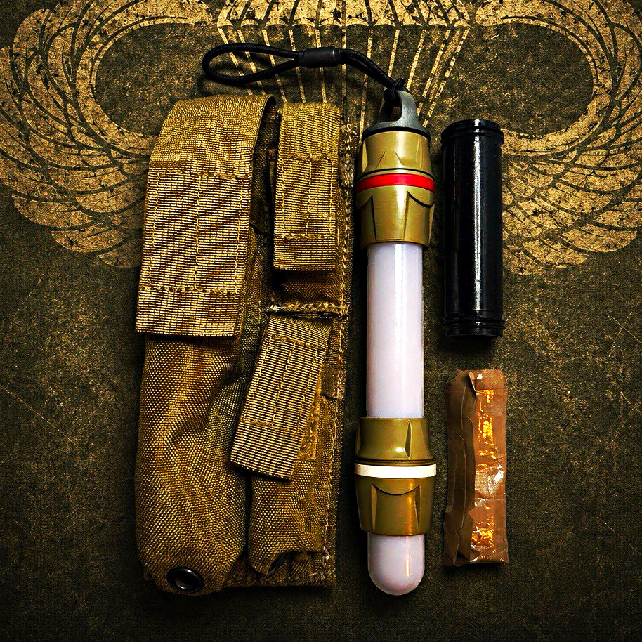 US Army Night Ops LED Handheld Flashlight Molle Pouch & Batteries LAZERBRIGHT