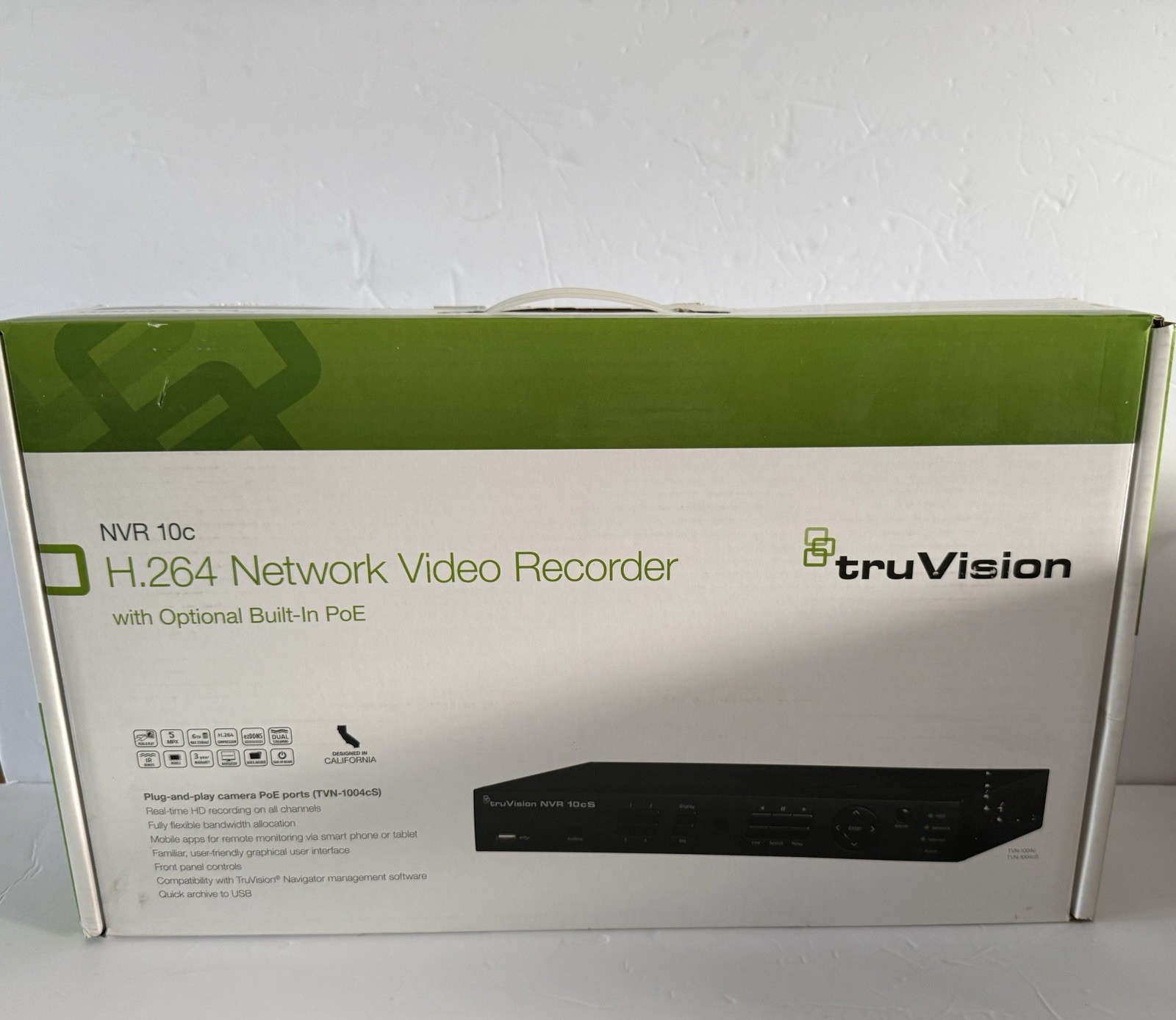 Interlogix TruVision NVR 10c Network Video Recorder W POE TVN-1004cS-1T SEALED