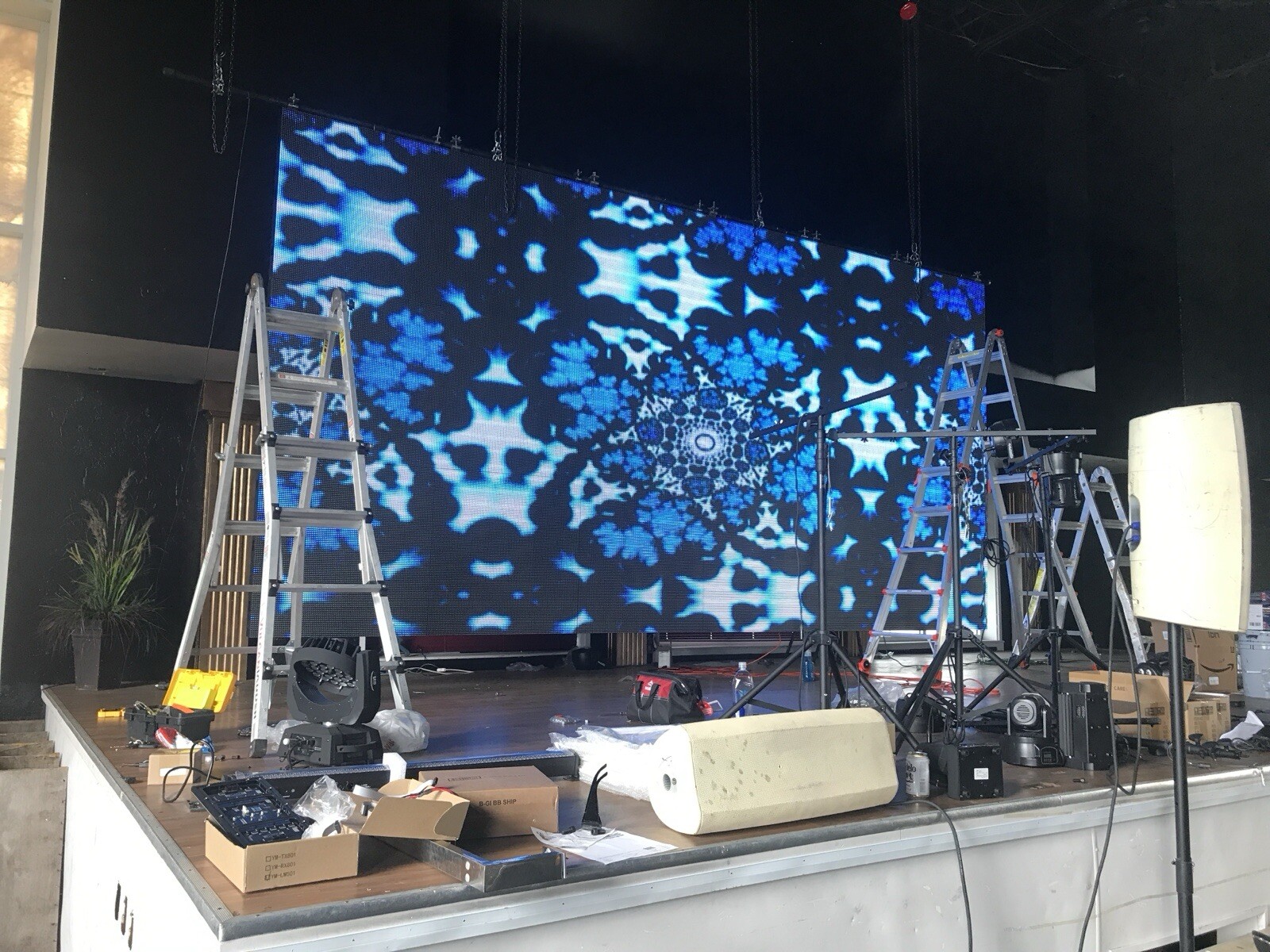 20 FT LED WALL
