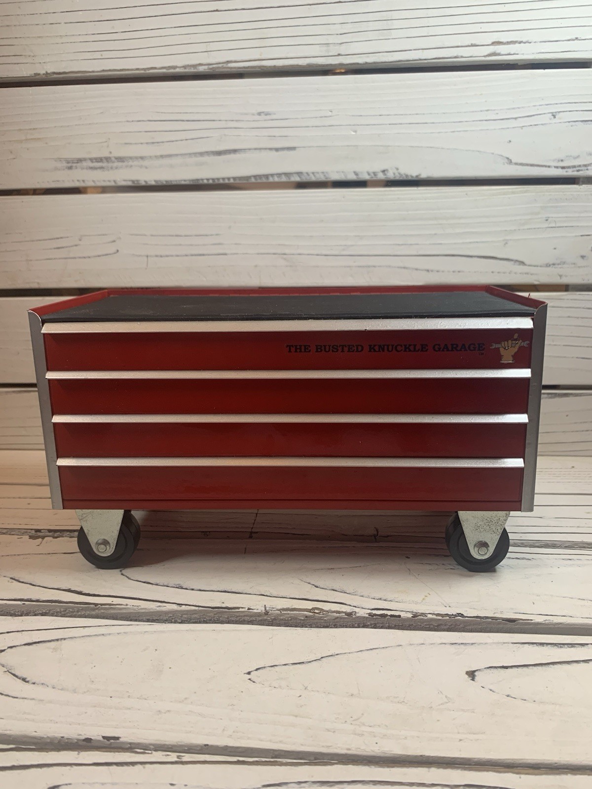 Snap-on  Little Drawers   Small  red tool cabinet