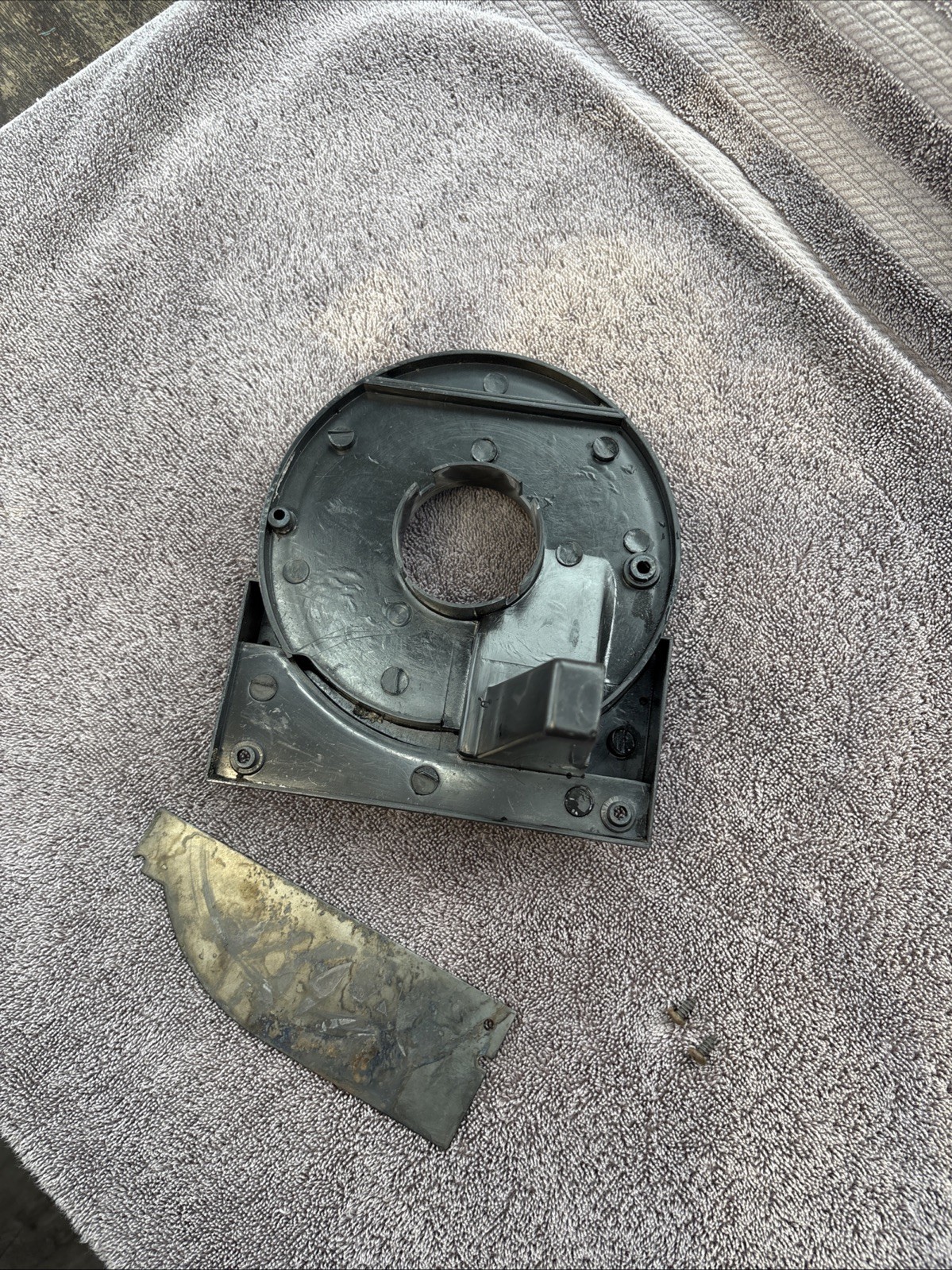 Ryobi BD4600 Used 4” Disk Plastic Guard.