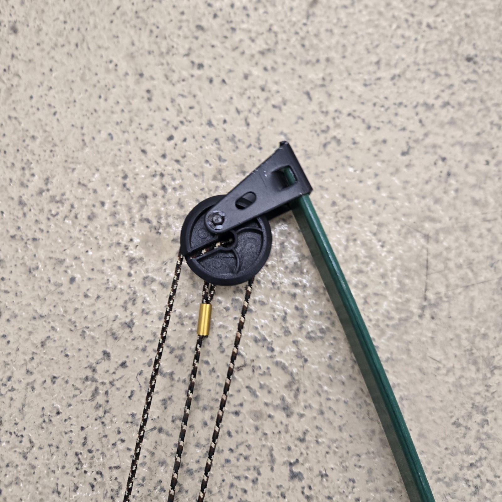 Bear SCOUT Lightweight Youth 33" Compound Archery Bow Green