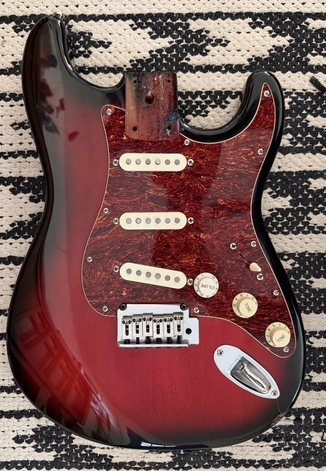 1999 Fender Squier Stratocaster Loaded Guitar Body Full Thickness *READ*