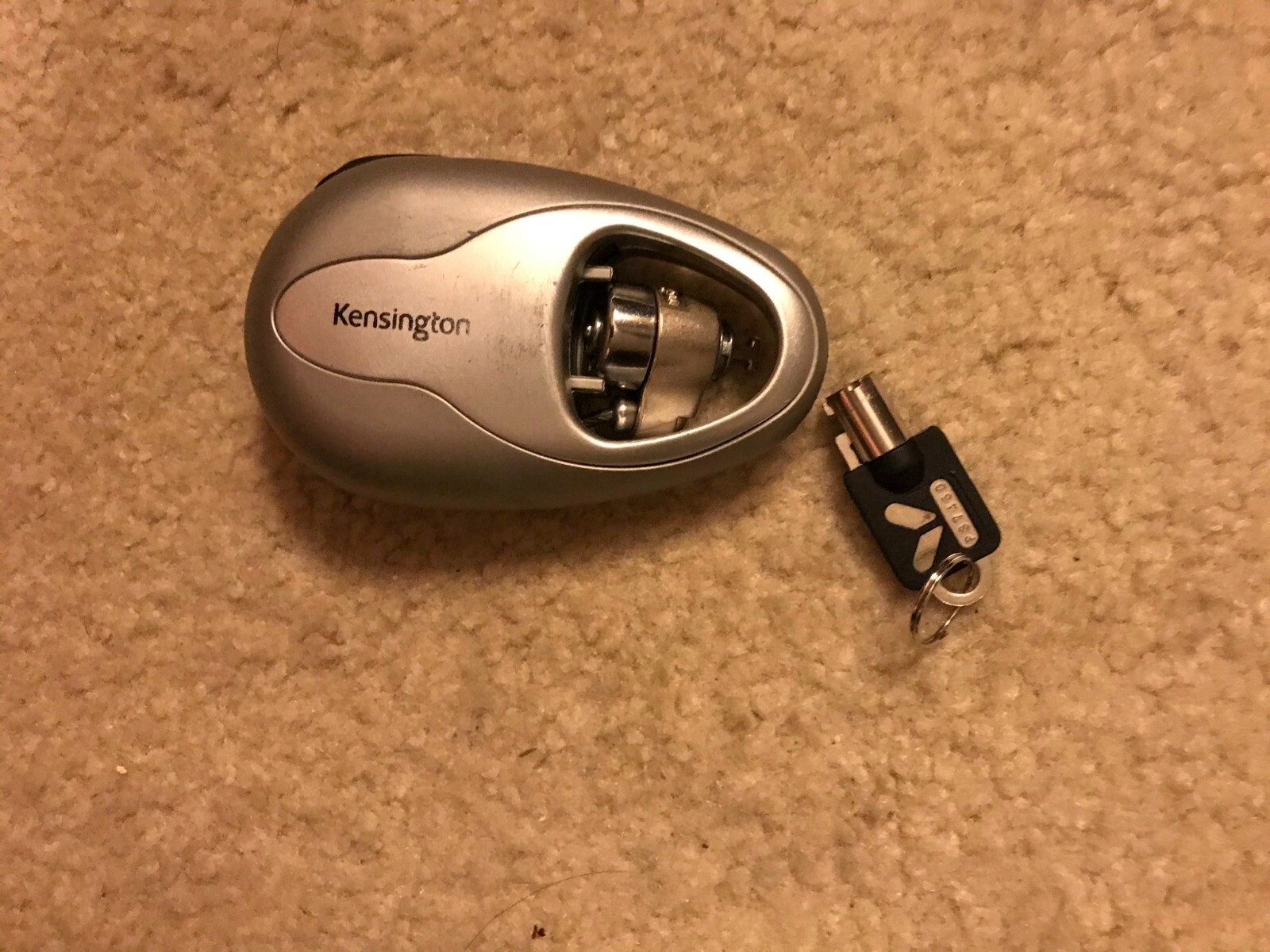 Kensington MicroSaver Keyed Retractable Notebook / Laptop Lock