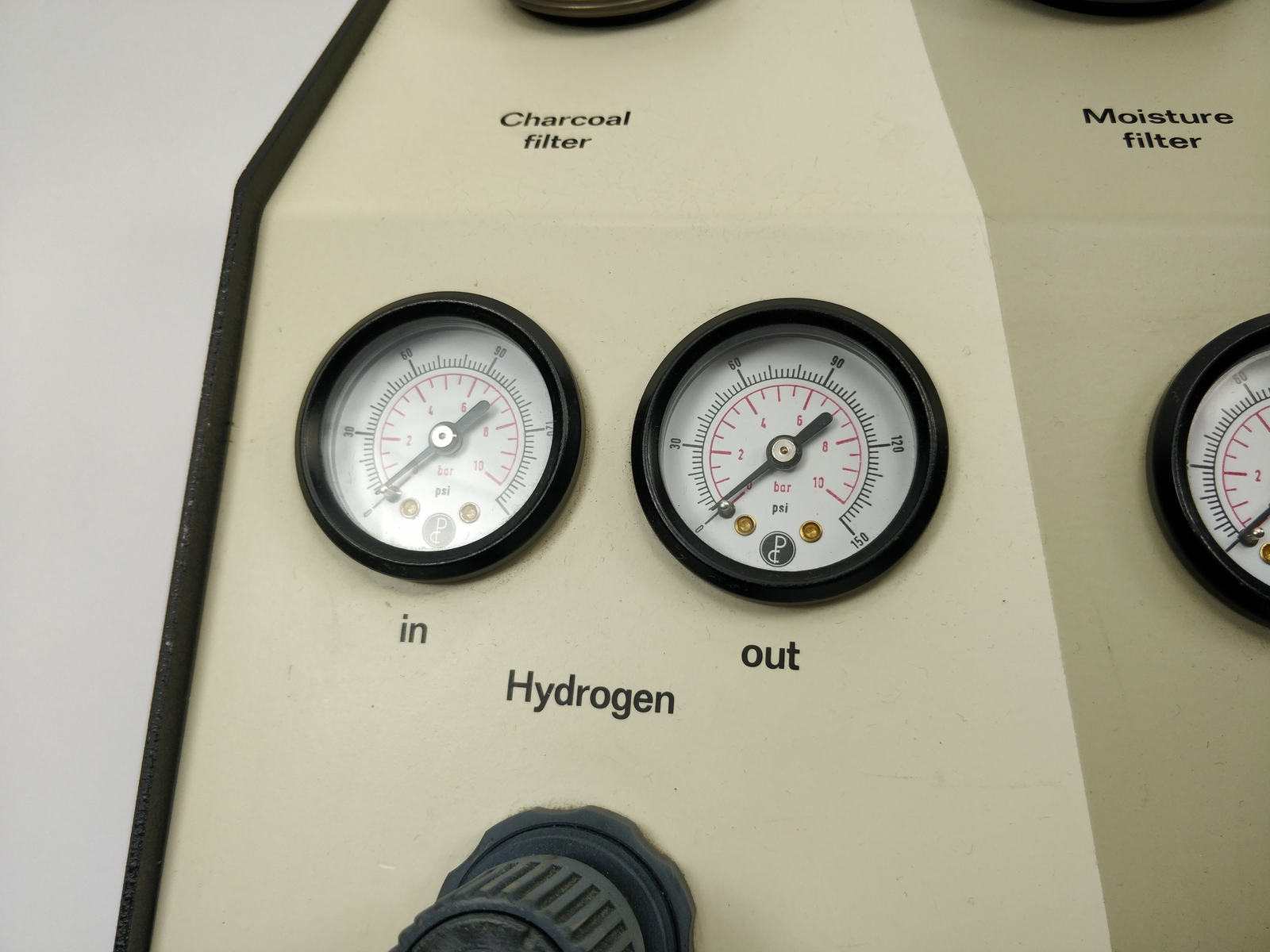 Chrompak Gas Clean System