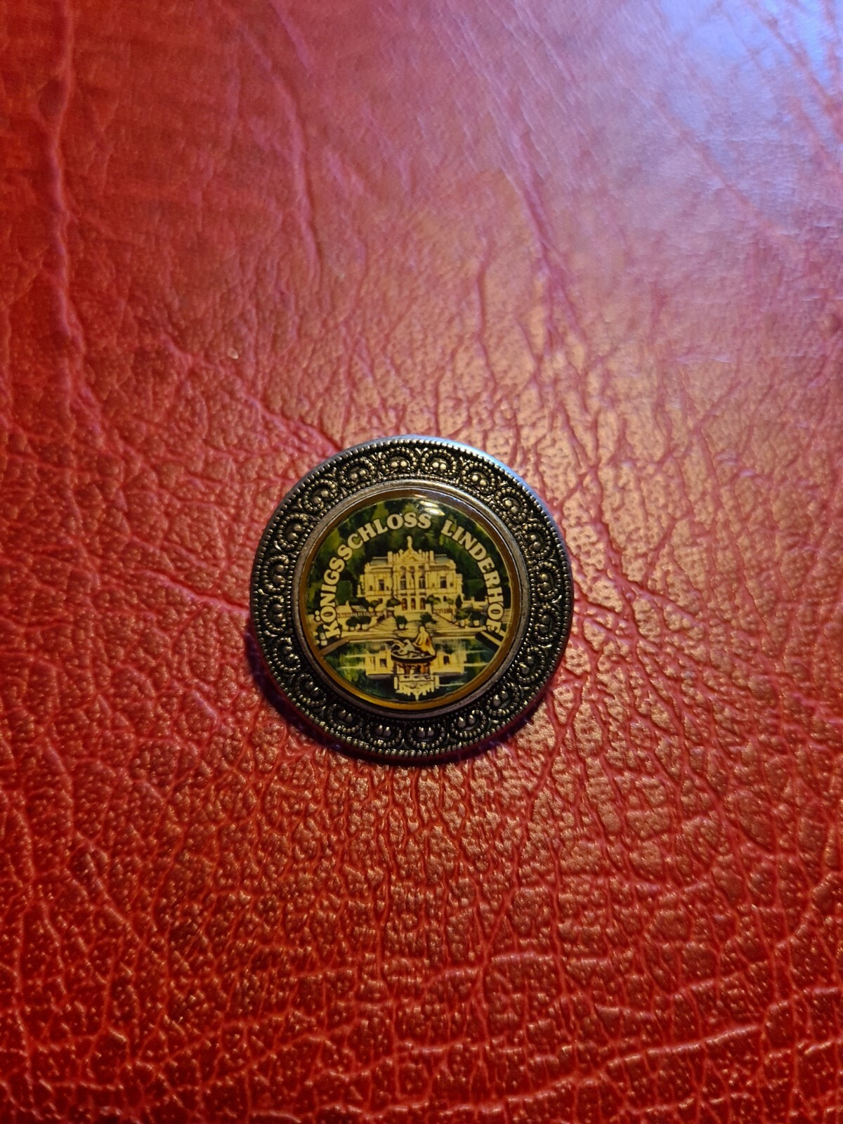 Pin hat pin hiking pin Royal Castle Linderhof