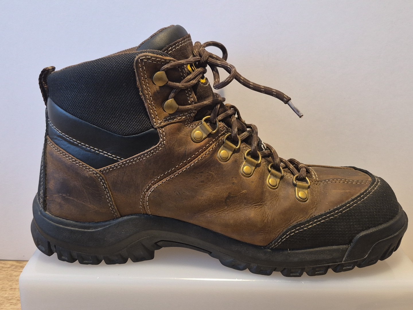 CAT Caterpillar 6" Threshold Steel Toe Work Boots P90935 Men's Size US 10.5 M