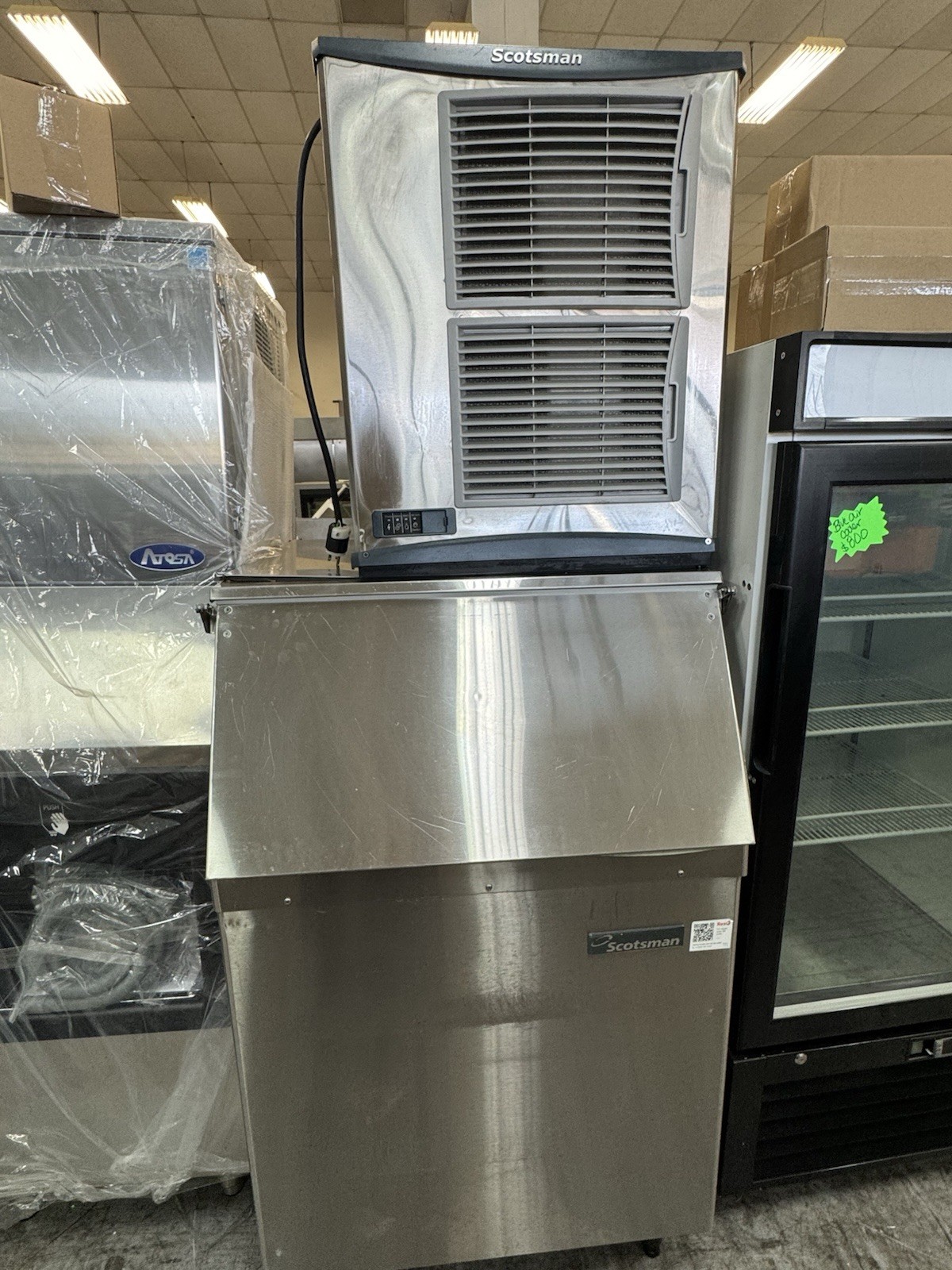Scotsman Ice machine NH1332A