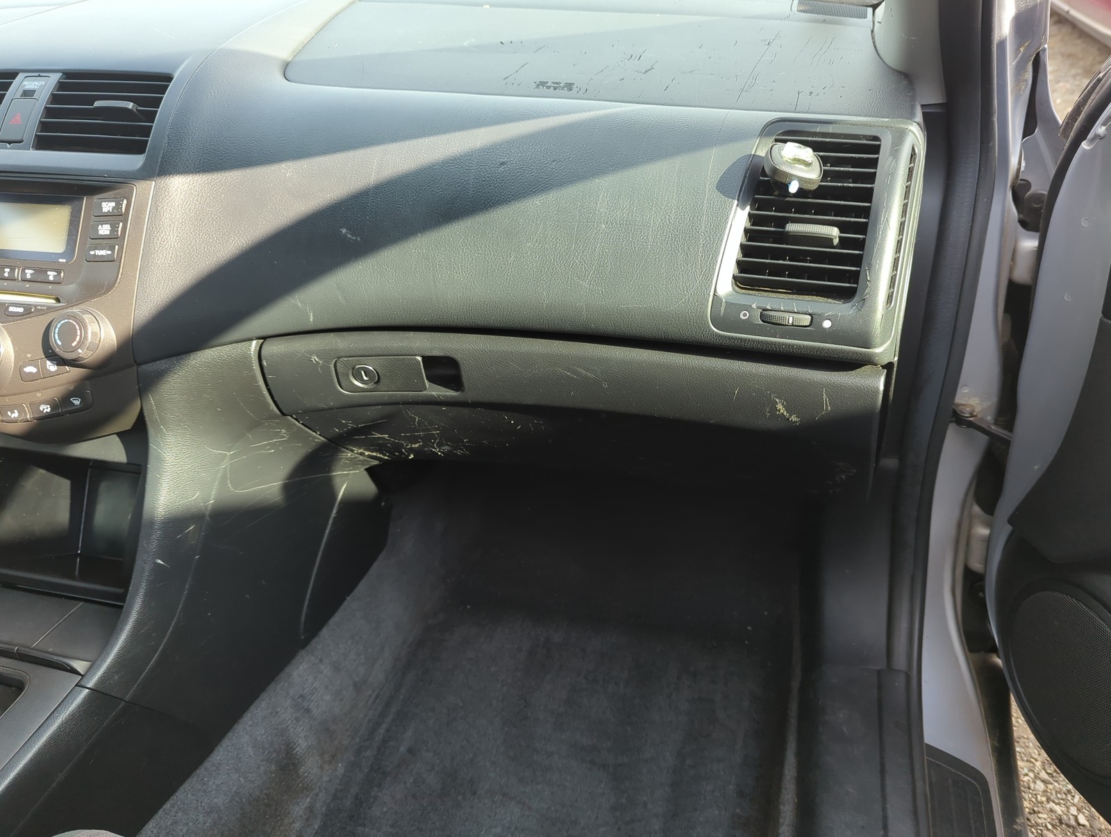 2004 Honda Accord Passenger Glove Box Door Storage Compartment ZXQ6Q