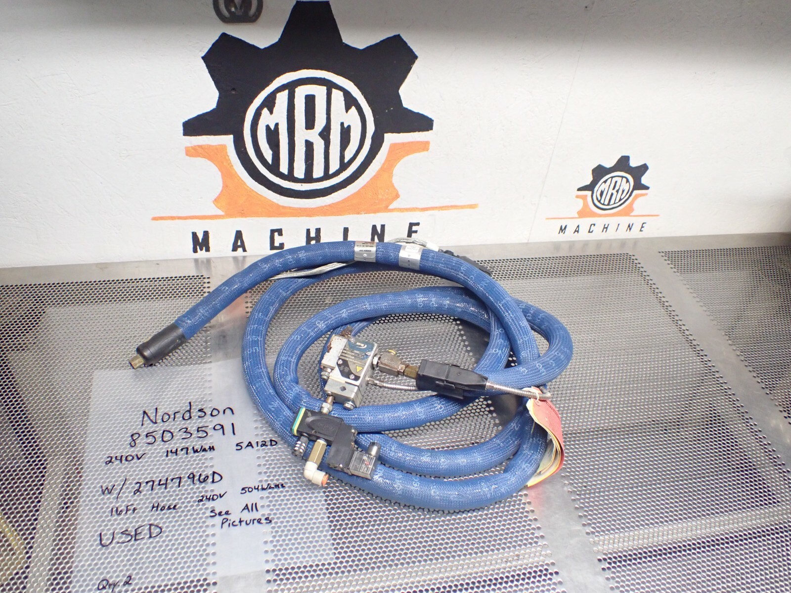 Nordson 8503591 Hot Melt Glue Head 240V 147W W/ 274796D Hose 16Ft 240V 504W Used