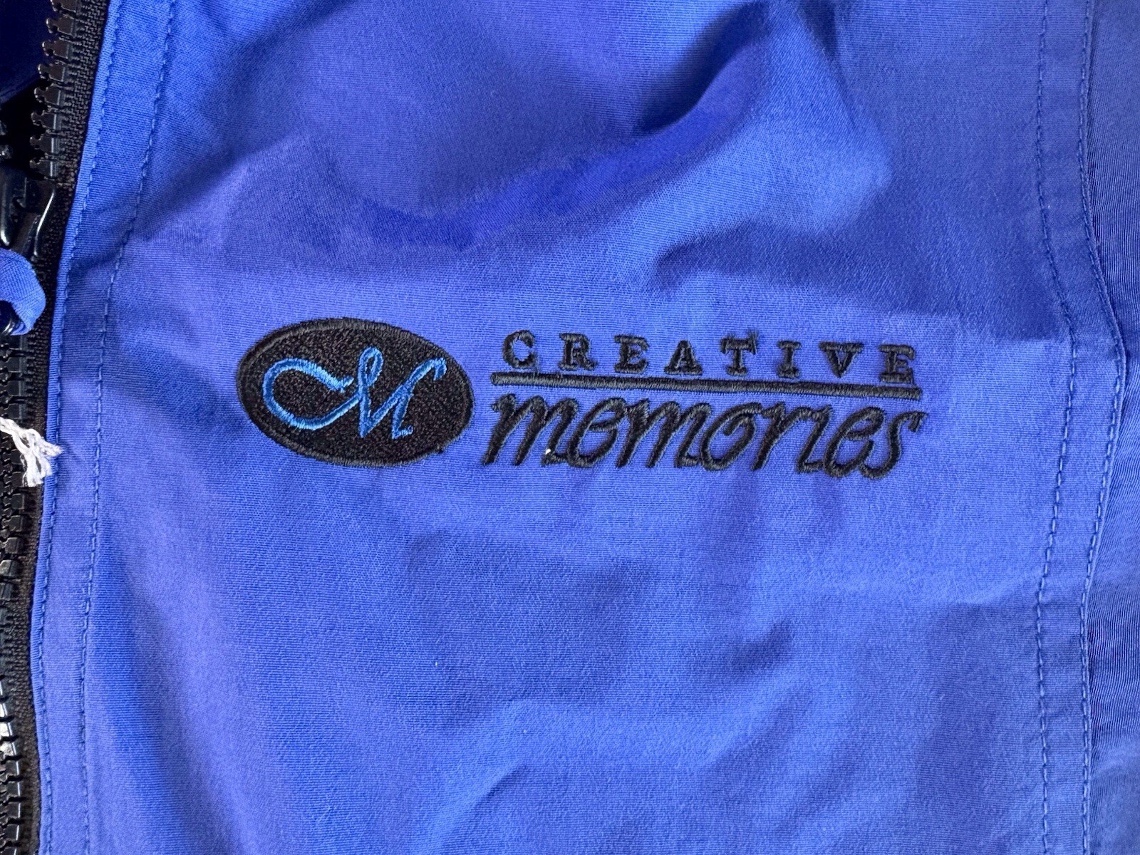 Creative Memories Coat Wind Breaker Jacket Size Medium Packable Pullover NWT
