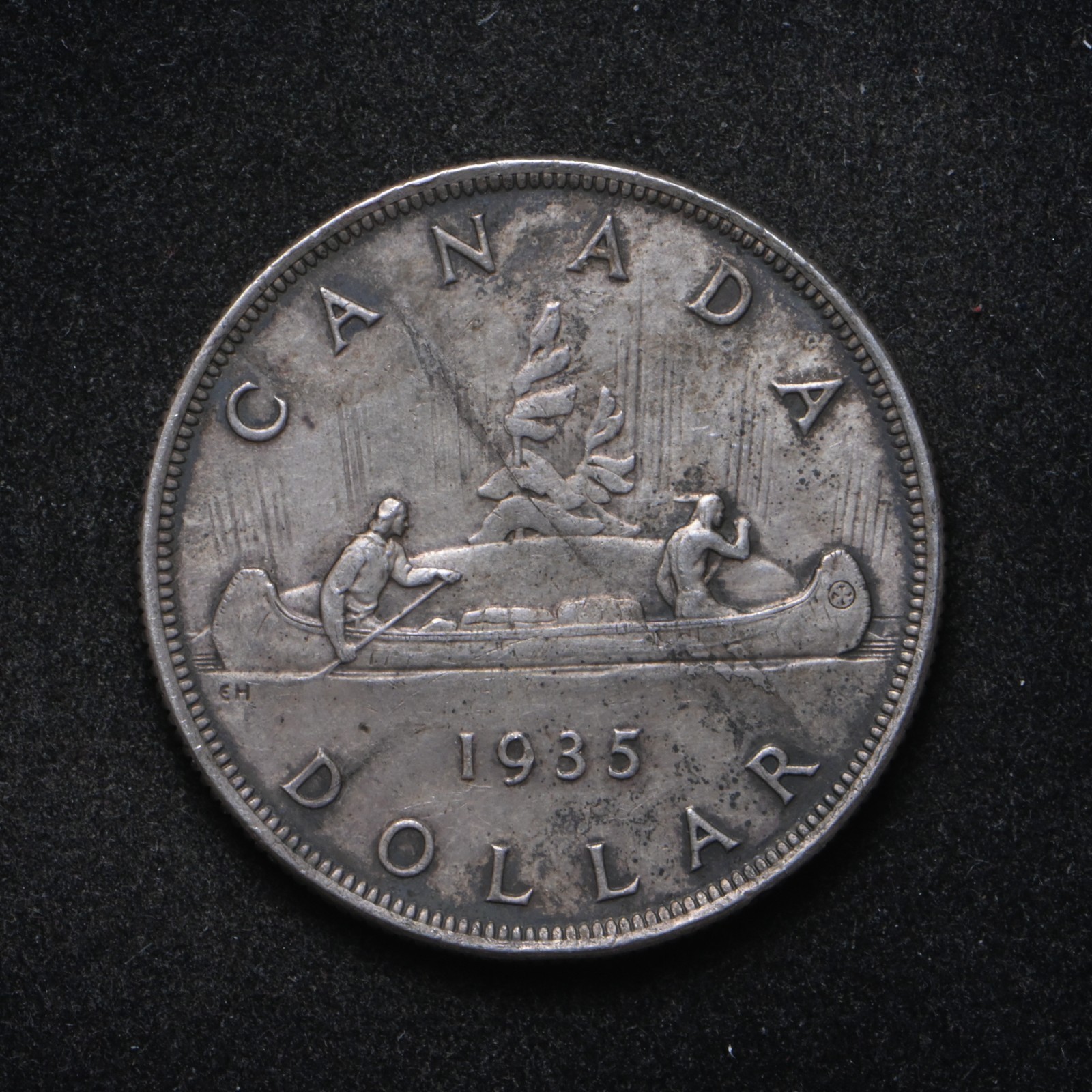 1935 Canada Silver Dollar (cn16910)