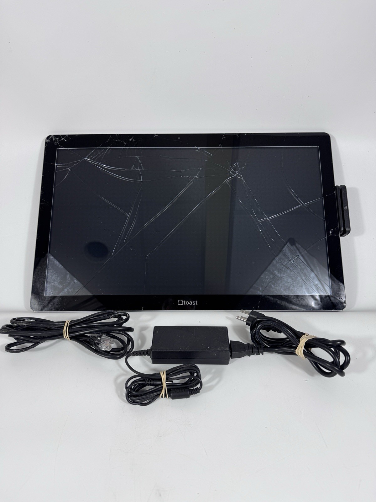 TOAST ELO 22" ESY22i1B I-Series Touch Screen All-in-one Computer CRACKED | READ