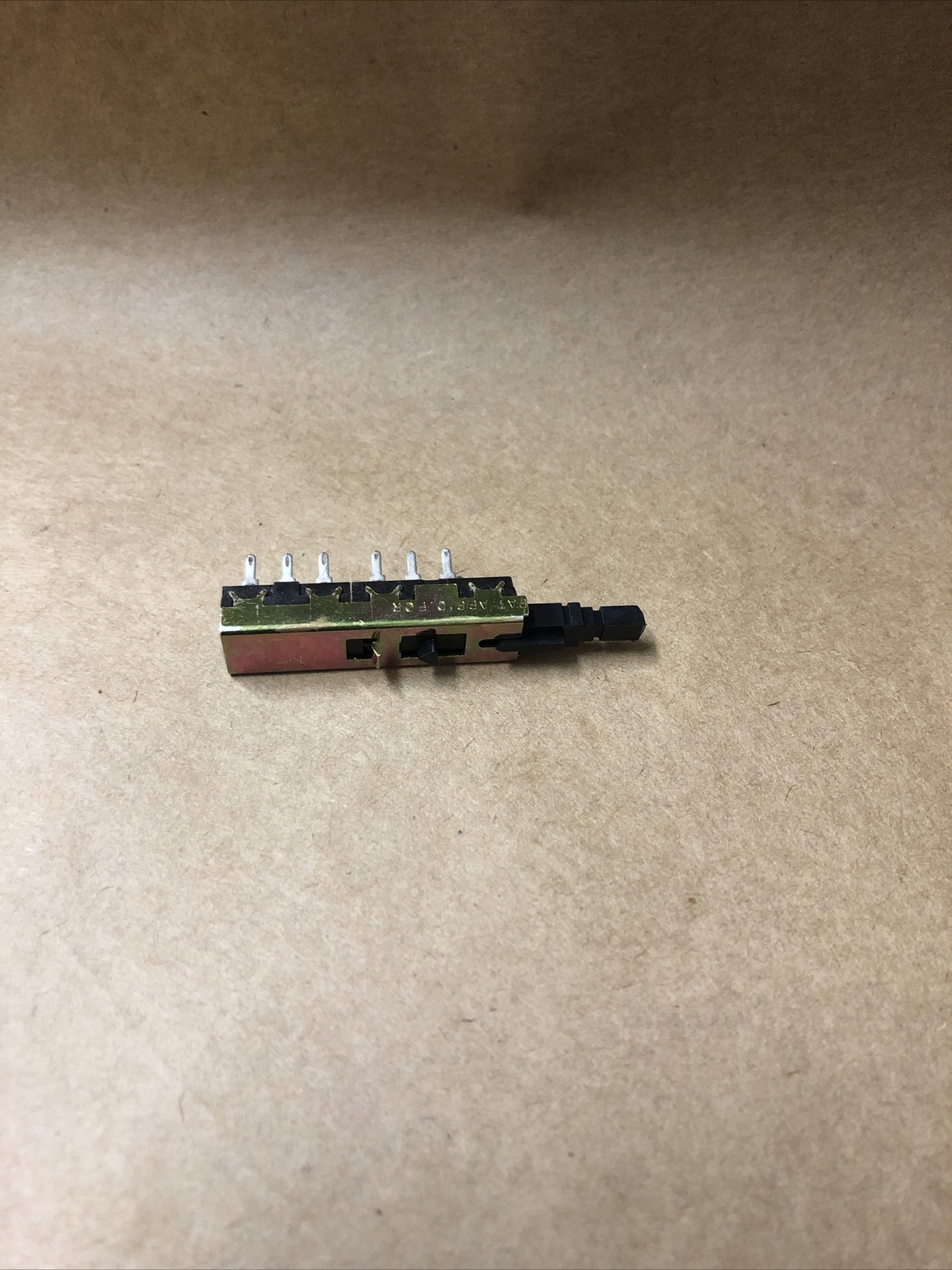 SWITCHCRAFT PART# 81121A30A