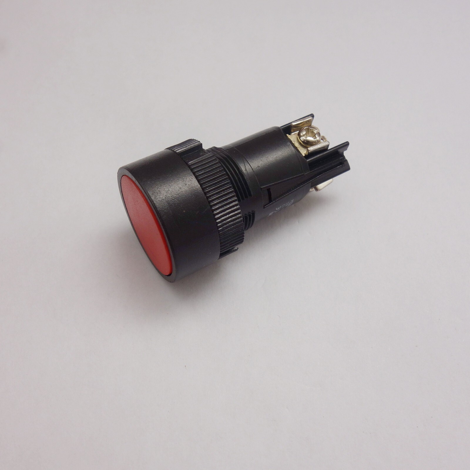 3PCS NEW FITS XB2 EA145 22MM Red Maintain Latching PUSH BUTTON Switch 1NO/NC