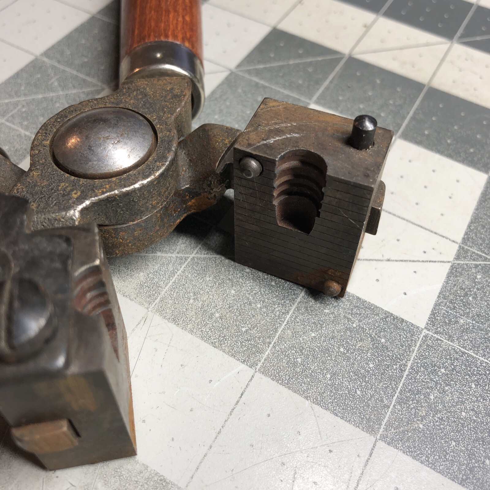 IDEAL BULLET MOLD 317 385158 #2