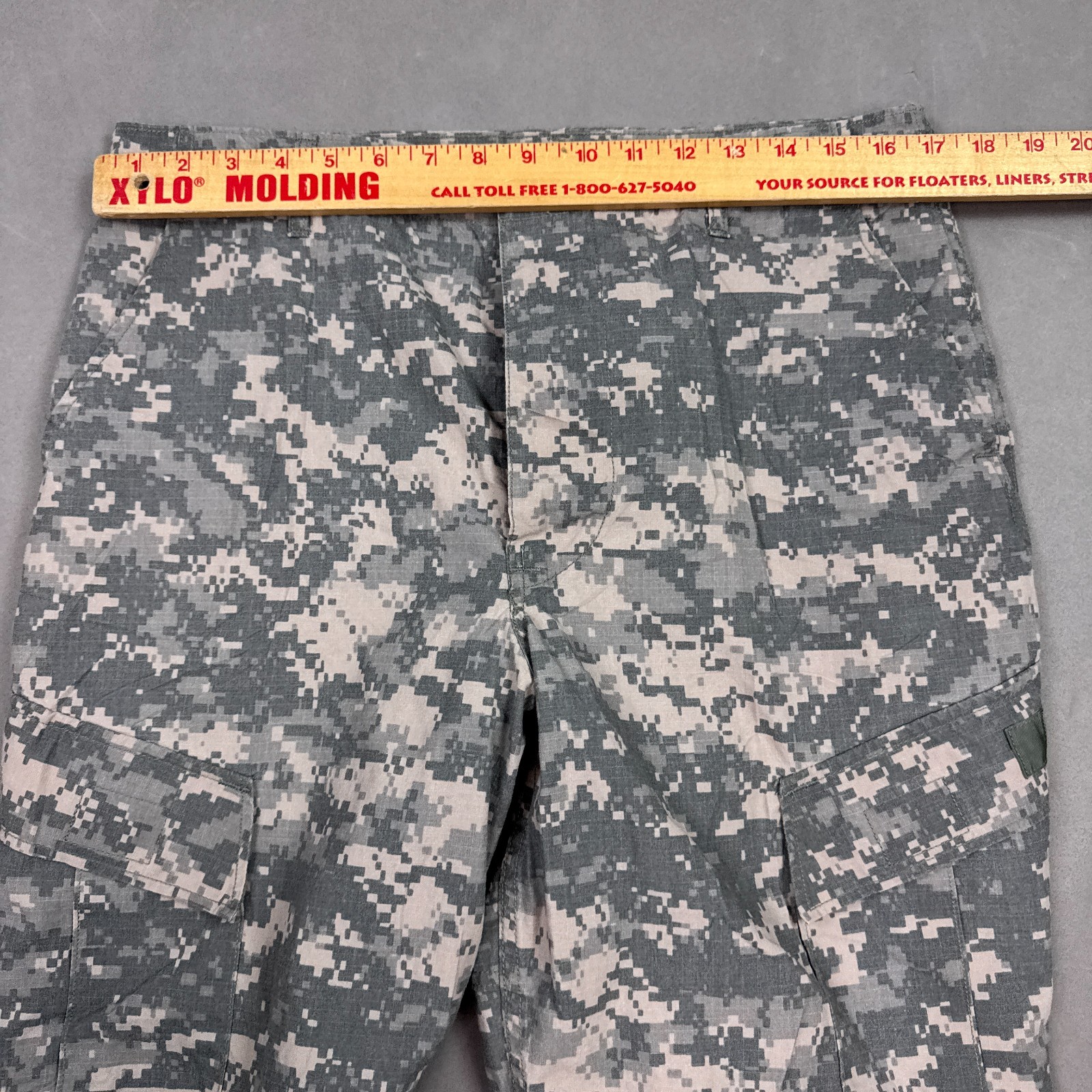 US Army Pant Men Medium Regular Flame Resistant Cargo Military Digicam ACU 34x32