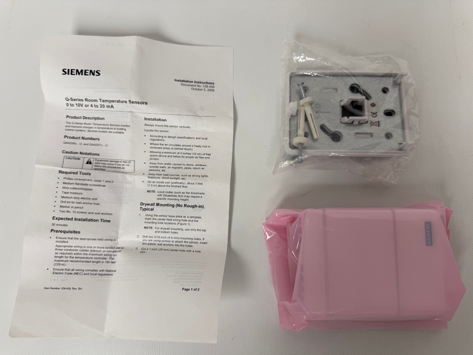 SIEMENS QAA2072.WU ROOM TEMPERATURE SENSOR WHITE SENSING ONLY WHITE NEW OPEN BOX