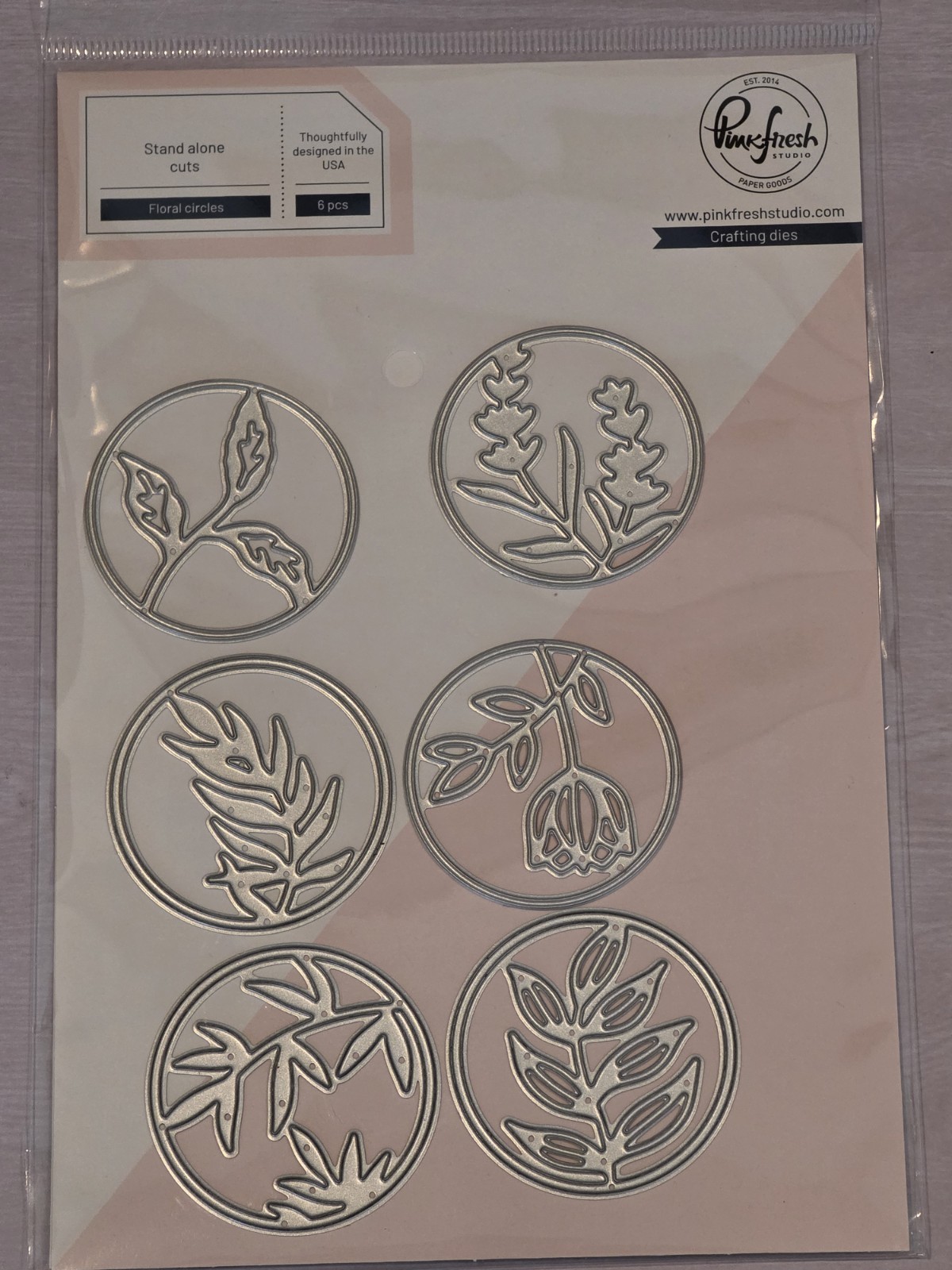 Pinkfresh Studio Floral Circles set of 6 botanical plant themed cutting dies