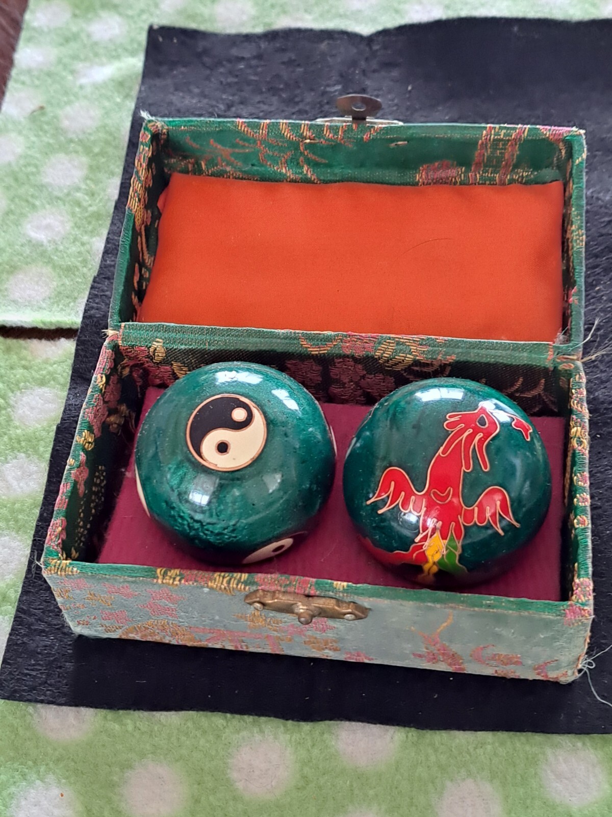 Oriental Handcrafted Cloisonn'e Hand Exercise Balls Musical Chimes Original Box