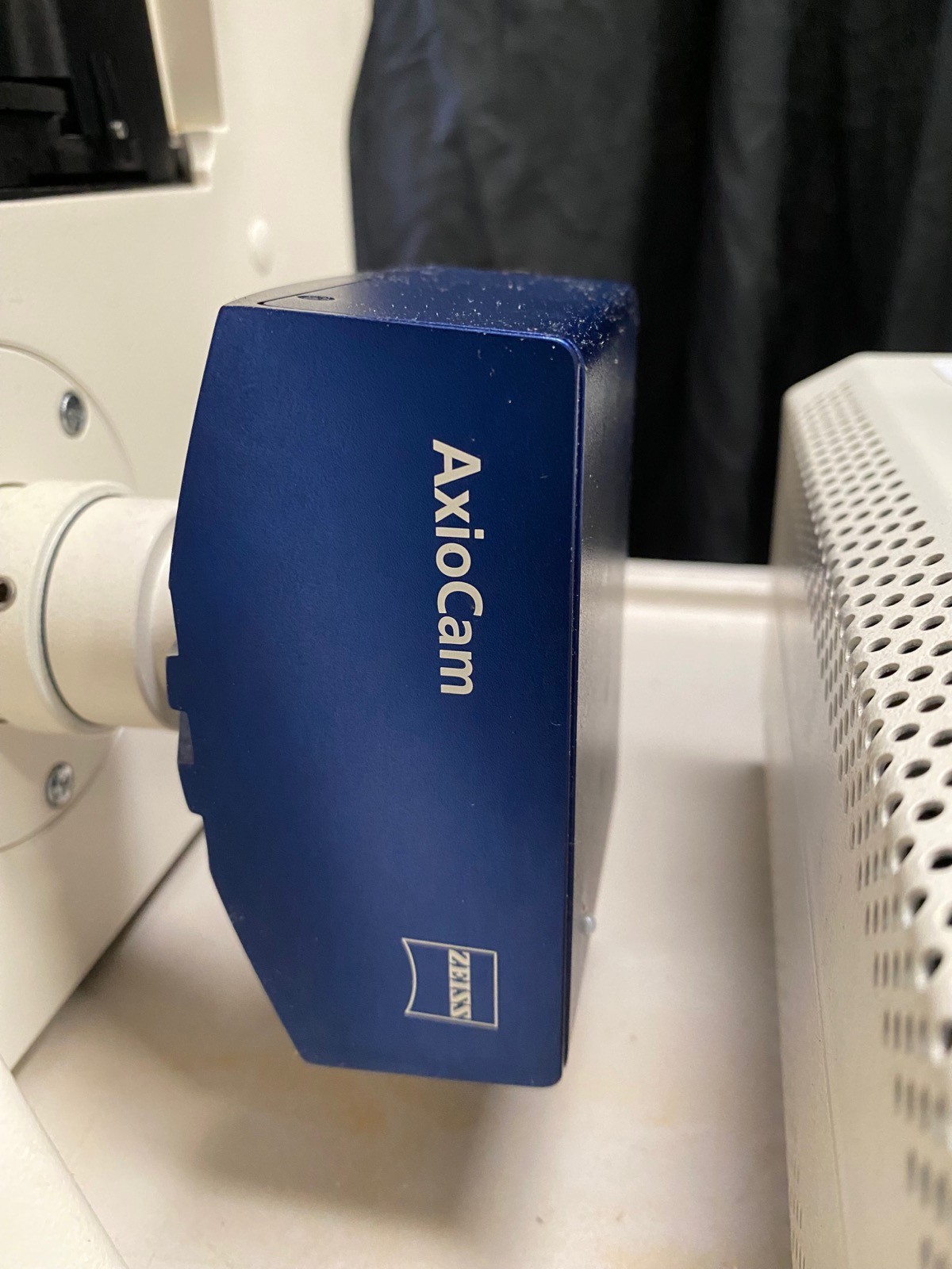 ZEISS Axiovert 200 Inverted Fluorescence Phase Contrast Microscope With FluoArc