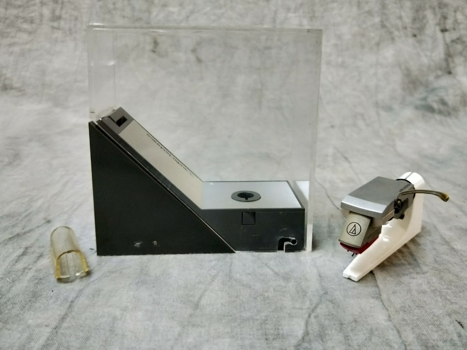 Audio-Technica AT-F3 II MC Cartridge W/ headhsell In Excellent Condition