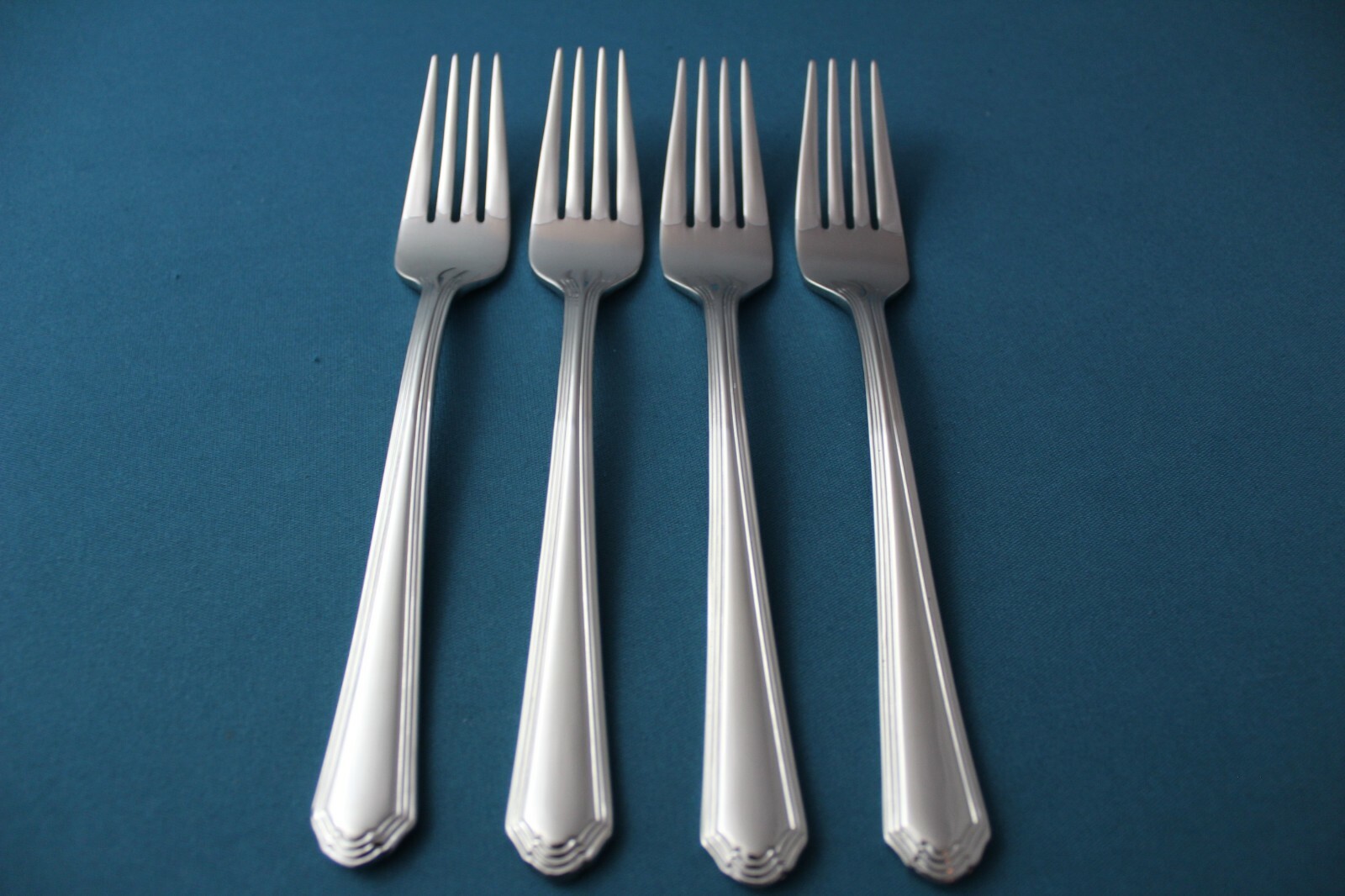 Lenox ARCHWAY Salad Forks (Set of 4) 18/10 Stainless China NEW 7 3/8"