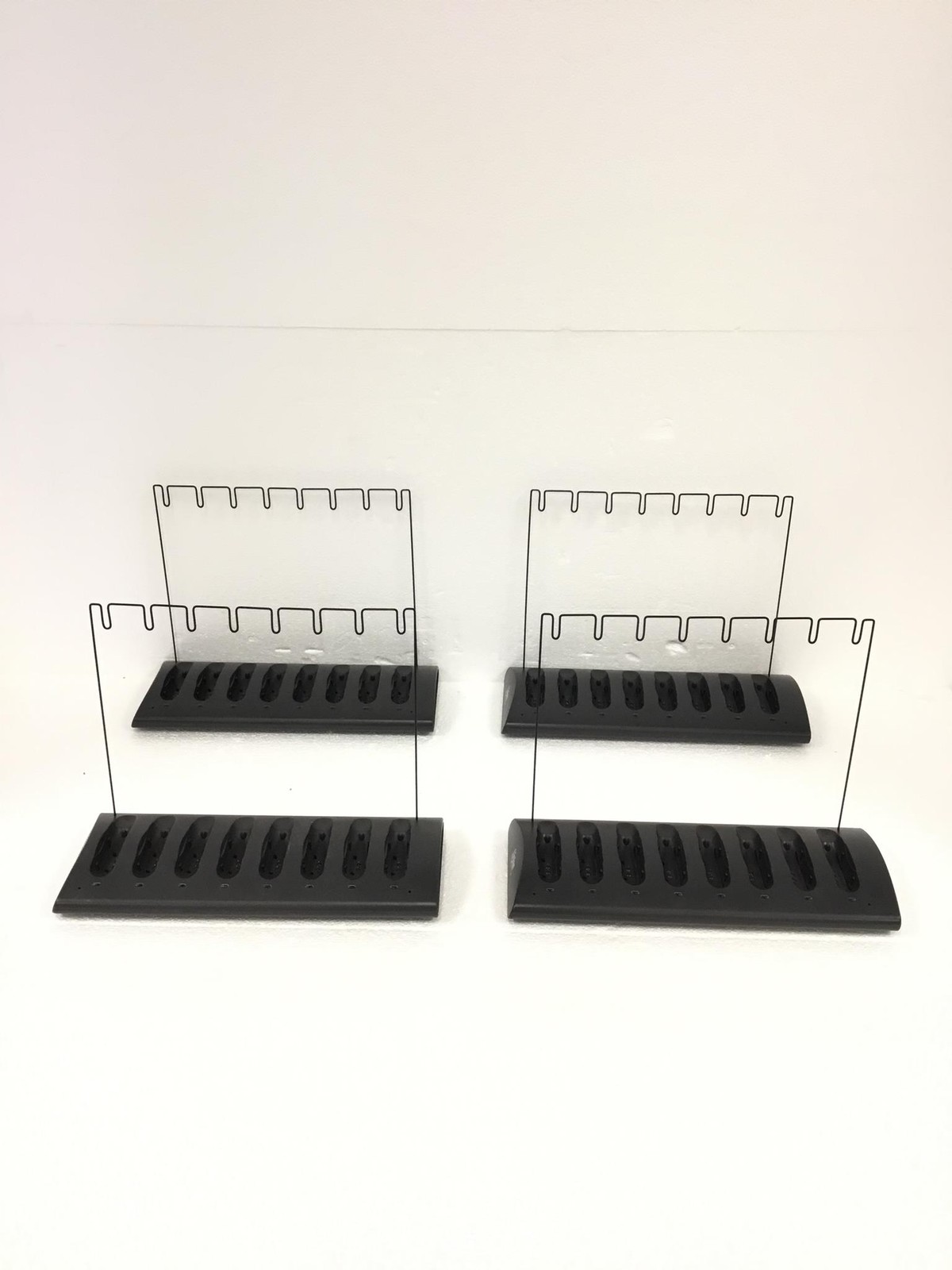4x LISTENTECH LA-350-01 / 8 Unit Charging Storage Station 1.5AMP For LR-44 LR-42