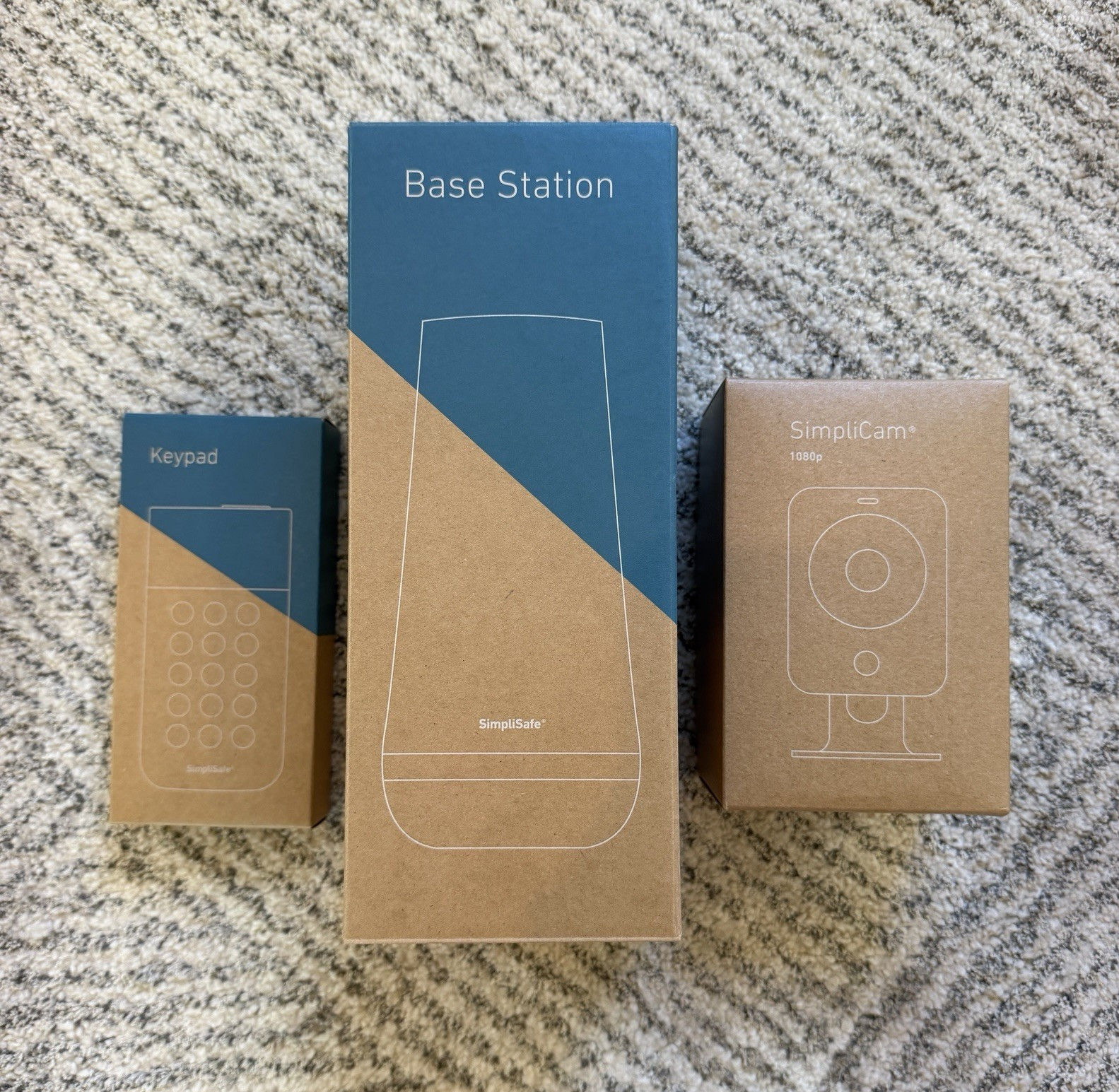 SimpliSafe Base Station & Keypad with SimpliCam Indoor Wi-Fi Camera, White