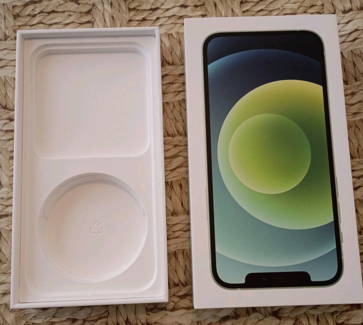 BOX ONLY Apple iPhone 12 Green 64GB Replacement MGEQ3LL/A A2172