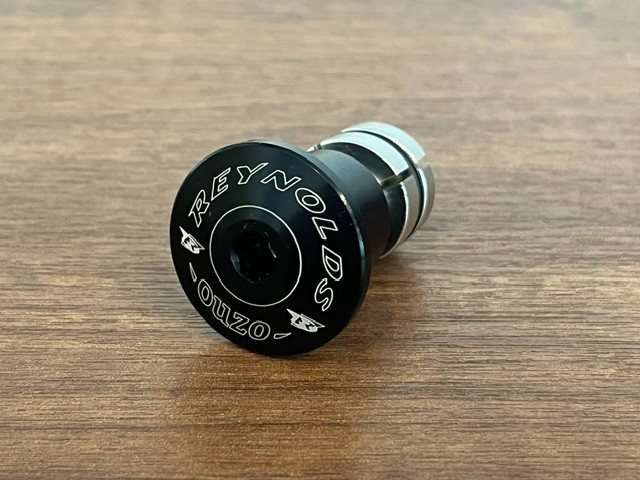Reynolds Ouzo Compressor Expander Plug -  for 1 1/8" Carbon Steerer Tubes