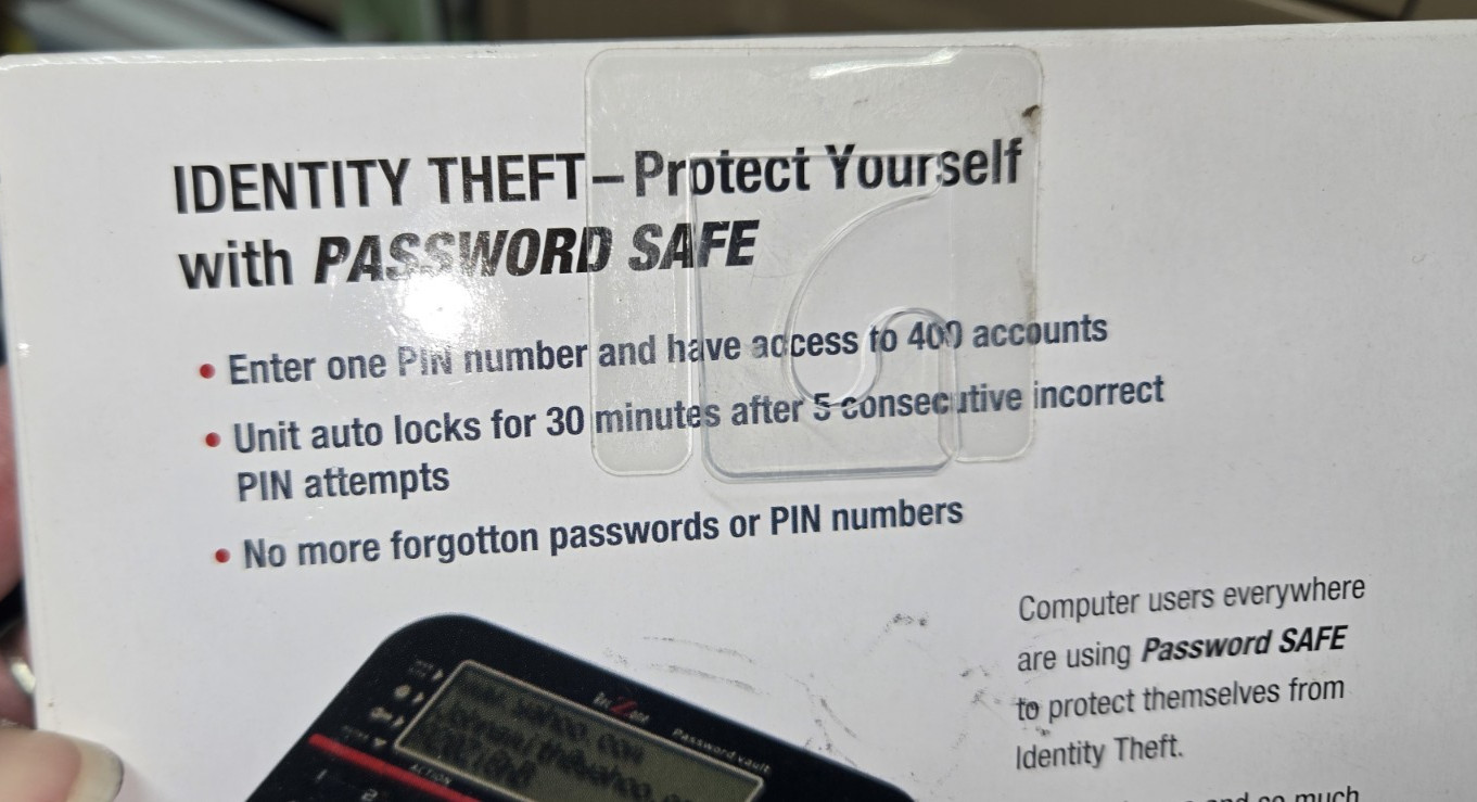 Password Keeper Safe Vault Password Organizer RecZone Model 595 New