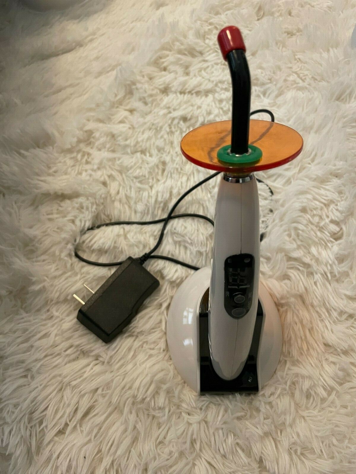 Cordless LED Curing light with charging base - used only in SIM LAB