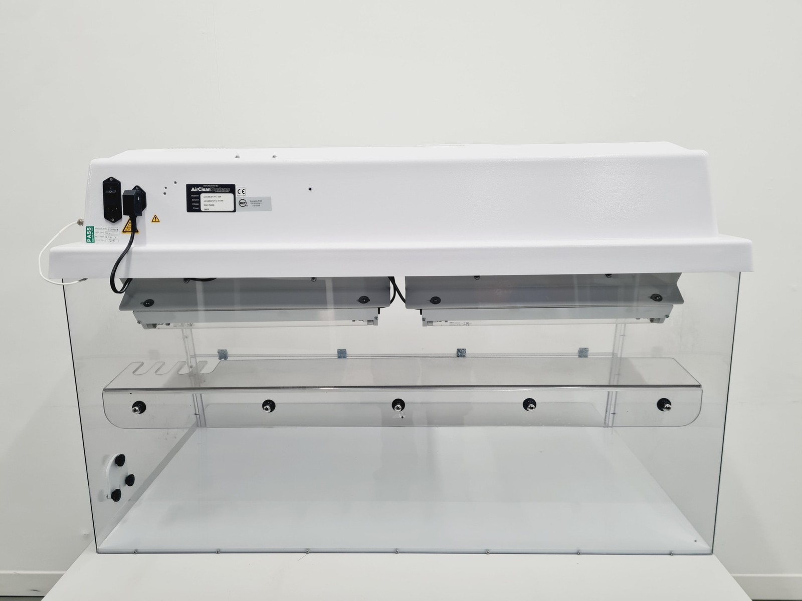AirClean 600 AC648LFUVC-220 PCR Workstation Lab
