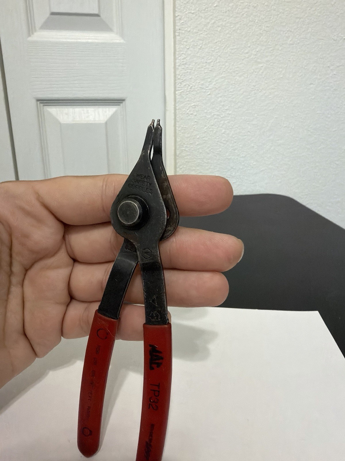 MAC TOOLS TP32, SNAP - RING PLIERS, 6" LONG *REVERSIBLE*