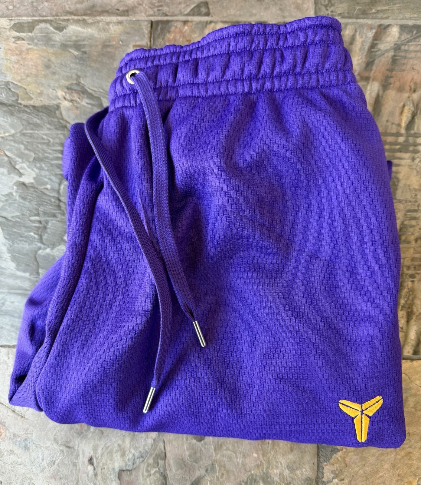 Nike Kobe Bryant Therma-FIT Mamba Joggers Lakers Purple HJ8113-547 Size Small