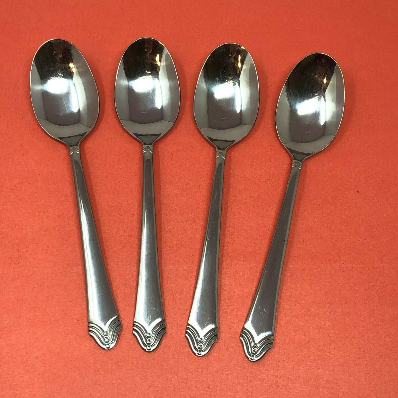 Rogers Stainless Korea Flatware SRB191 Set of 4 Place/Oval Soup Spoons