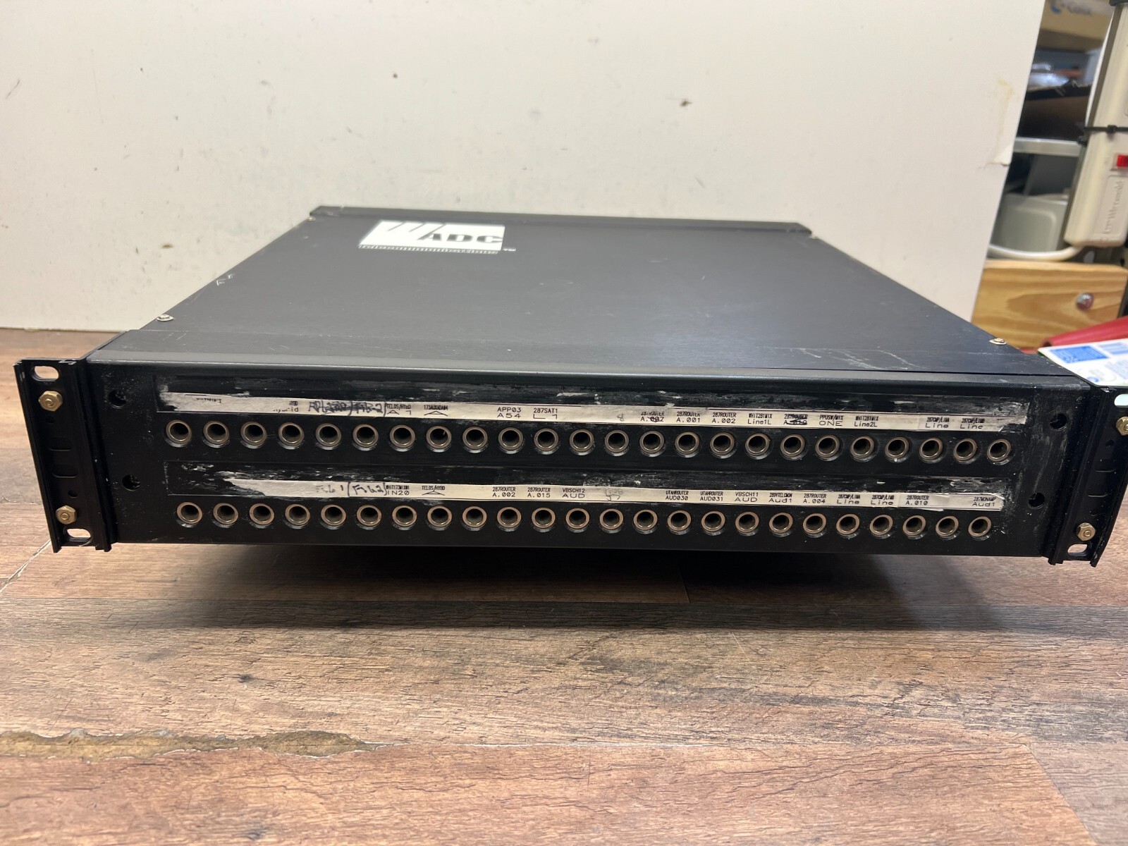 ADC Telecommunications 4-26790-0040 Patch panel