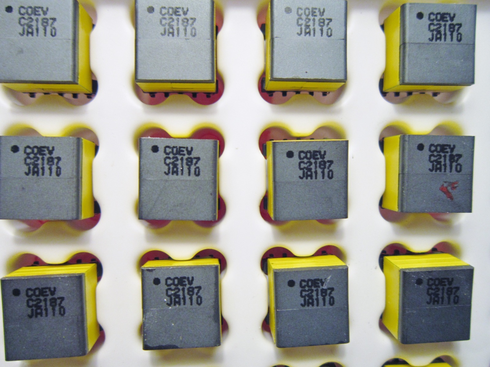 C2187 TE CONNECTIVITY GENERAL PURPOSE 2 ELEMENT INDUCTOR 2400uH