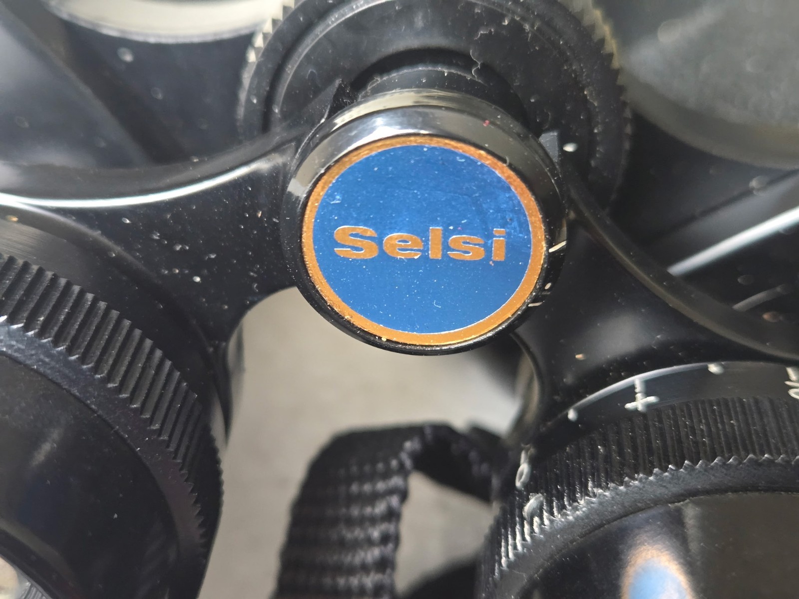 Sesli Binoculars 7x35 Luminous W/ Case And Strap