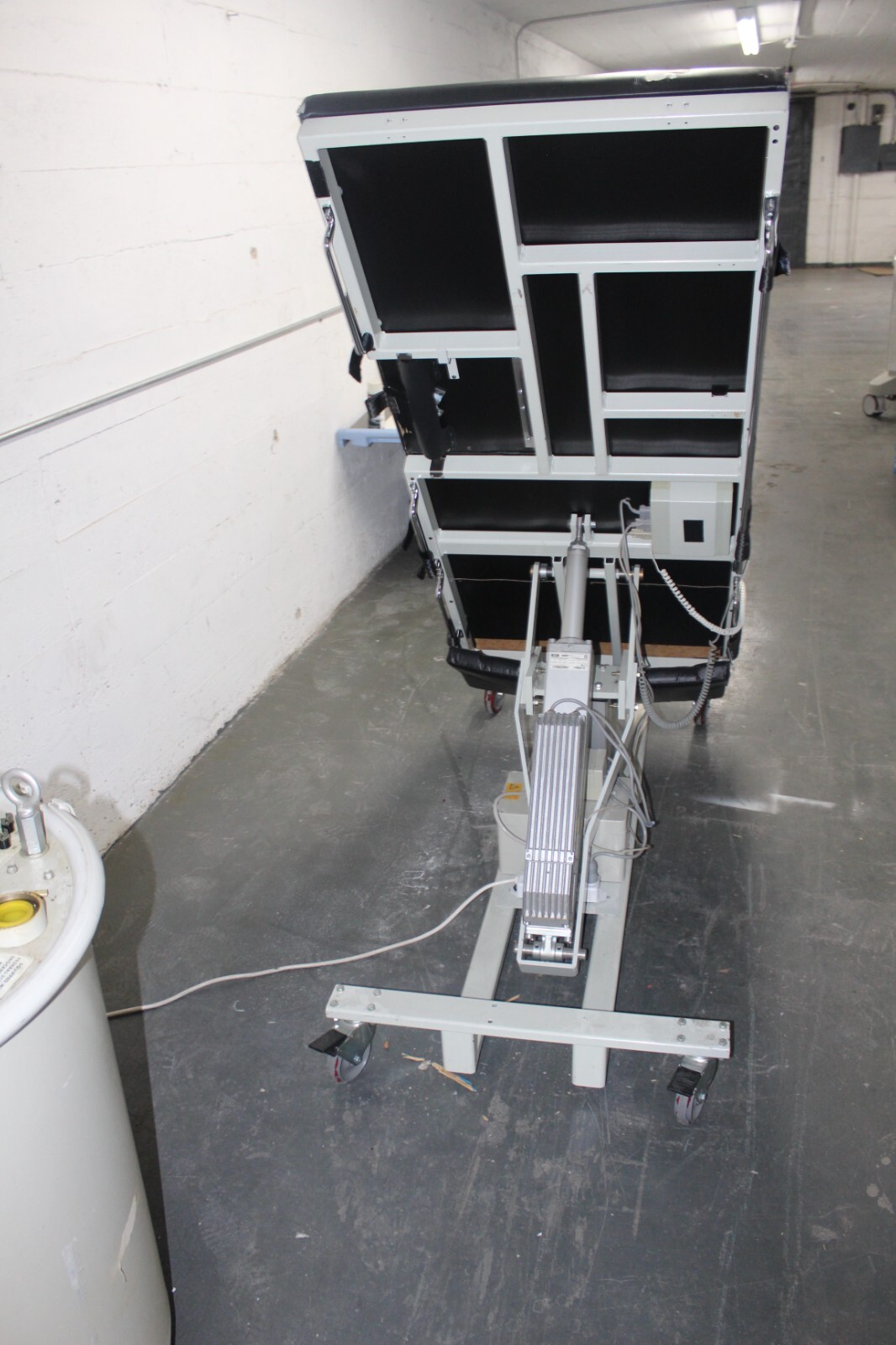 MPI HUT ECHO TILT TABLE