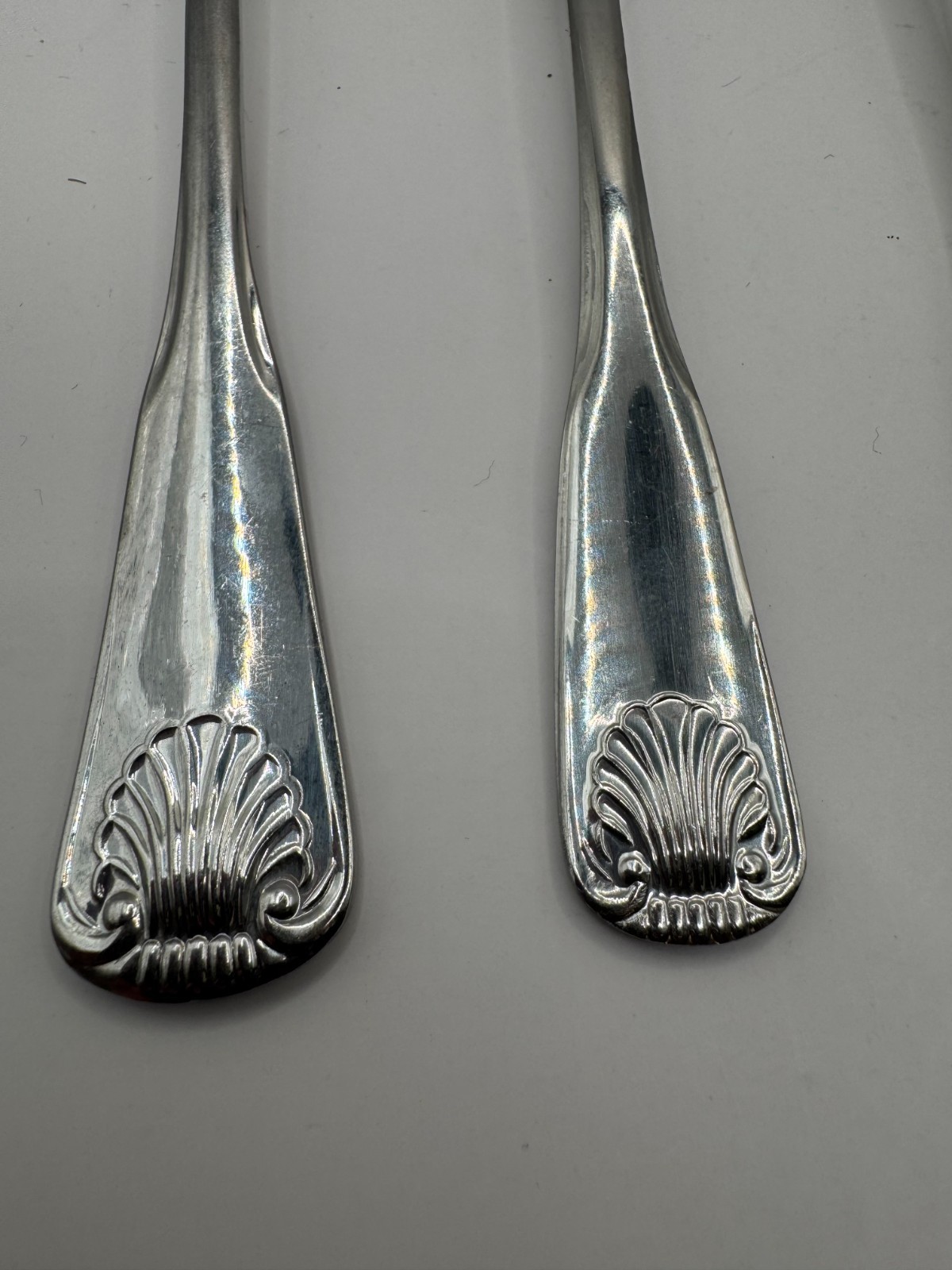 2-5 Piece Place Settings Shell Pattern Stainless Flatware