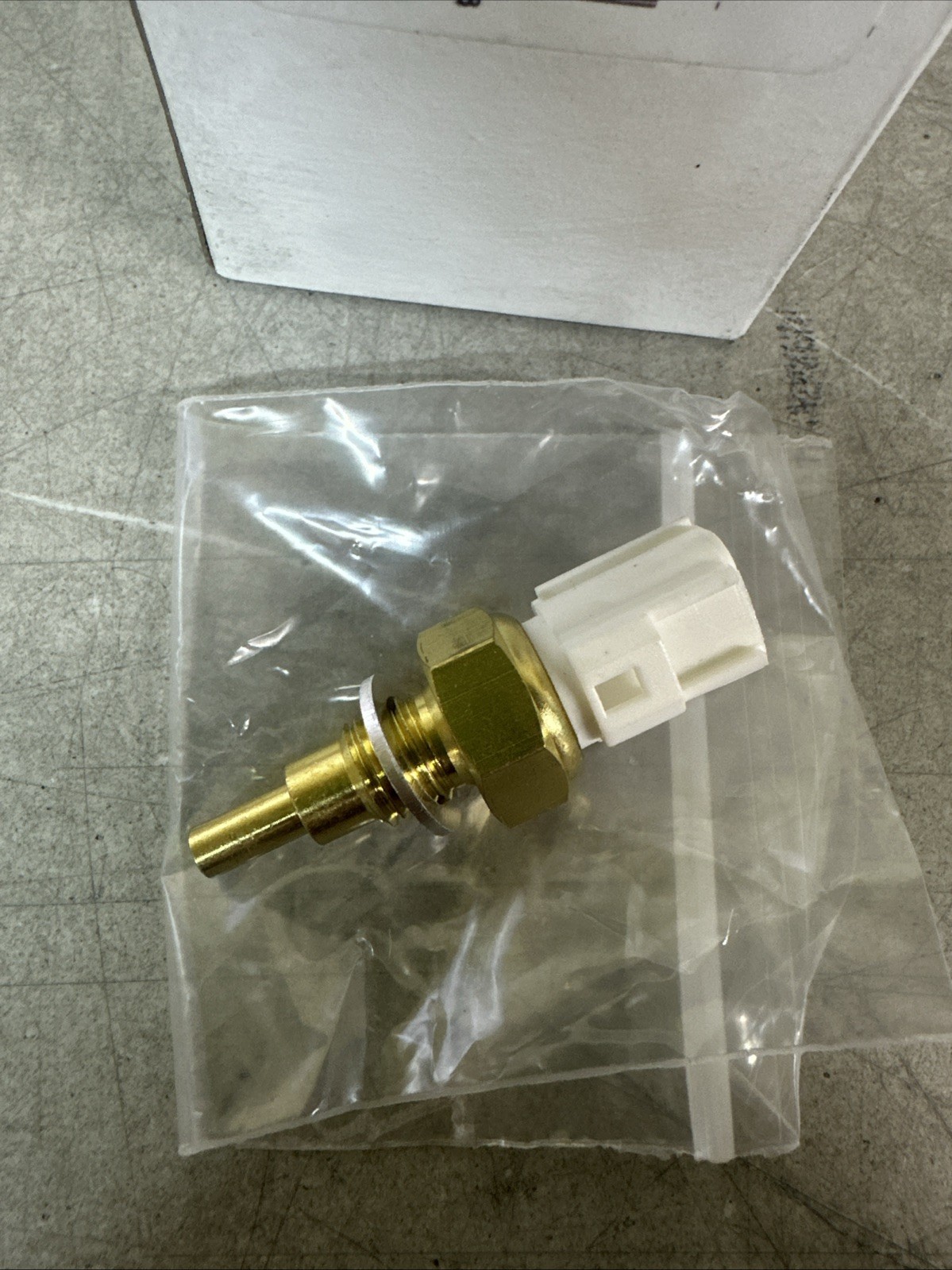 NEW Duralast Coolant Temp Sensor PN: SU6775