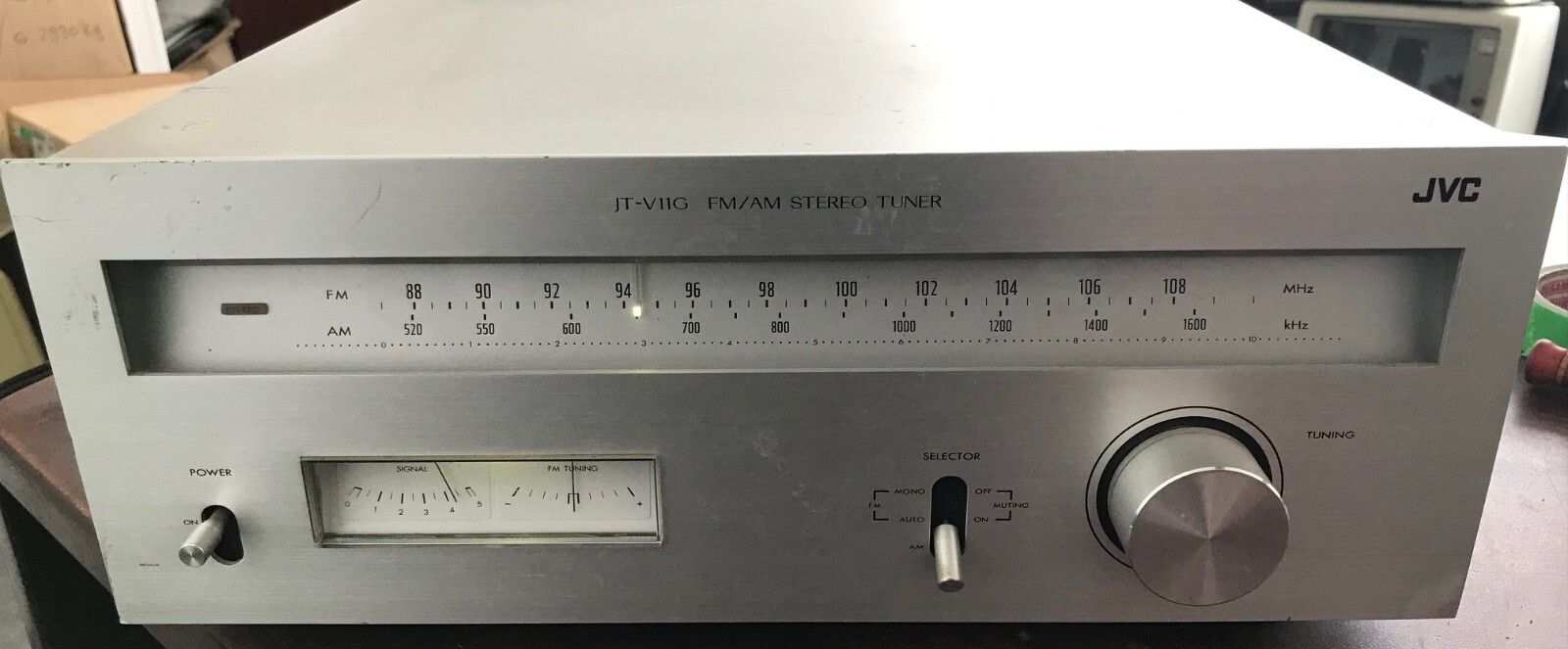 Vintage JVC JT-V11G AM/FM Stereo Tuner /Working/ PLEASE READ